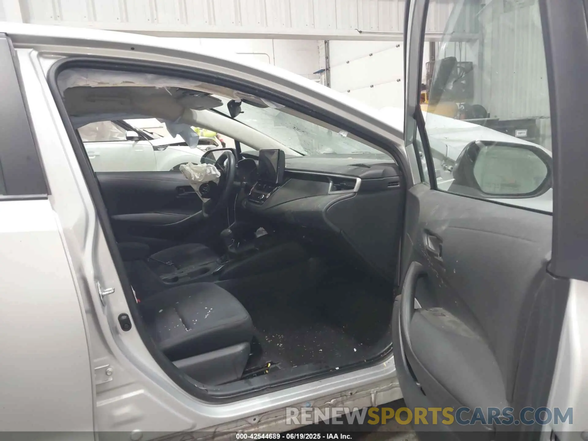 5 fotografías del automóvil dañado 5YFB4MDE2PP039540 TOYOTA COROLLA 2023