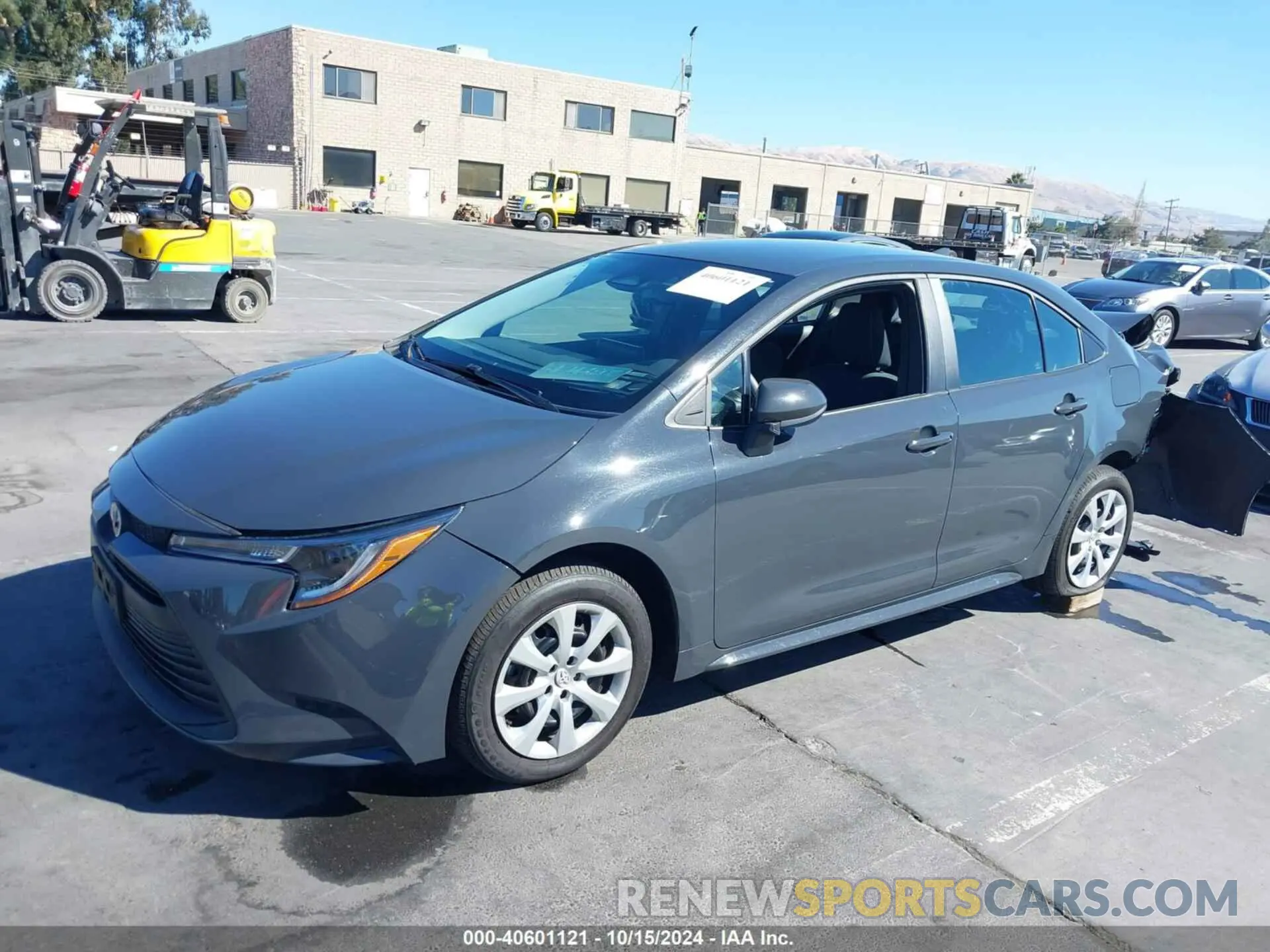 2 fotografías del automóvil dañado 5YFB4MDE2PP040722 TOYOTA COROLLA 2023