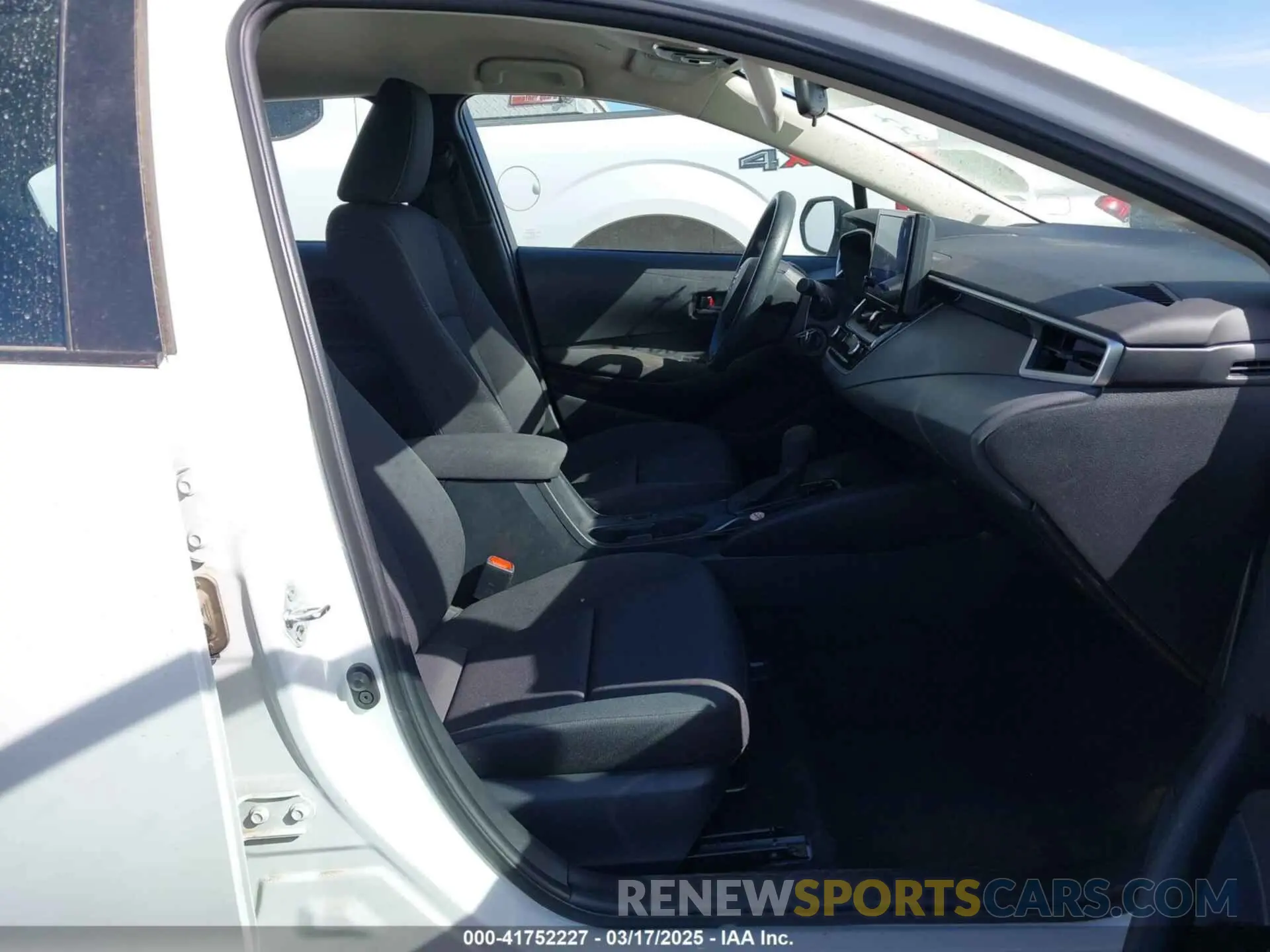 5 fotografías del automóvil dañado 5YFB4MDE3PP008751 TOYOTA COROLLA 2023