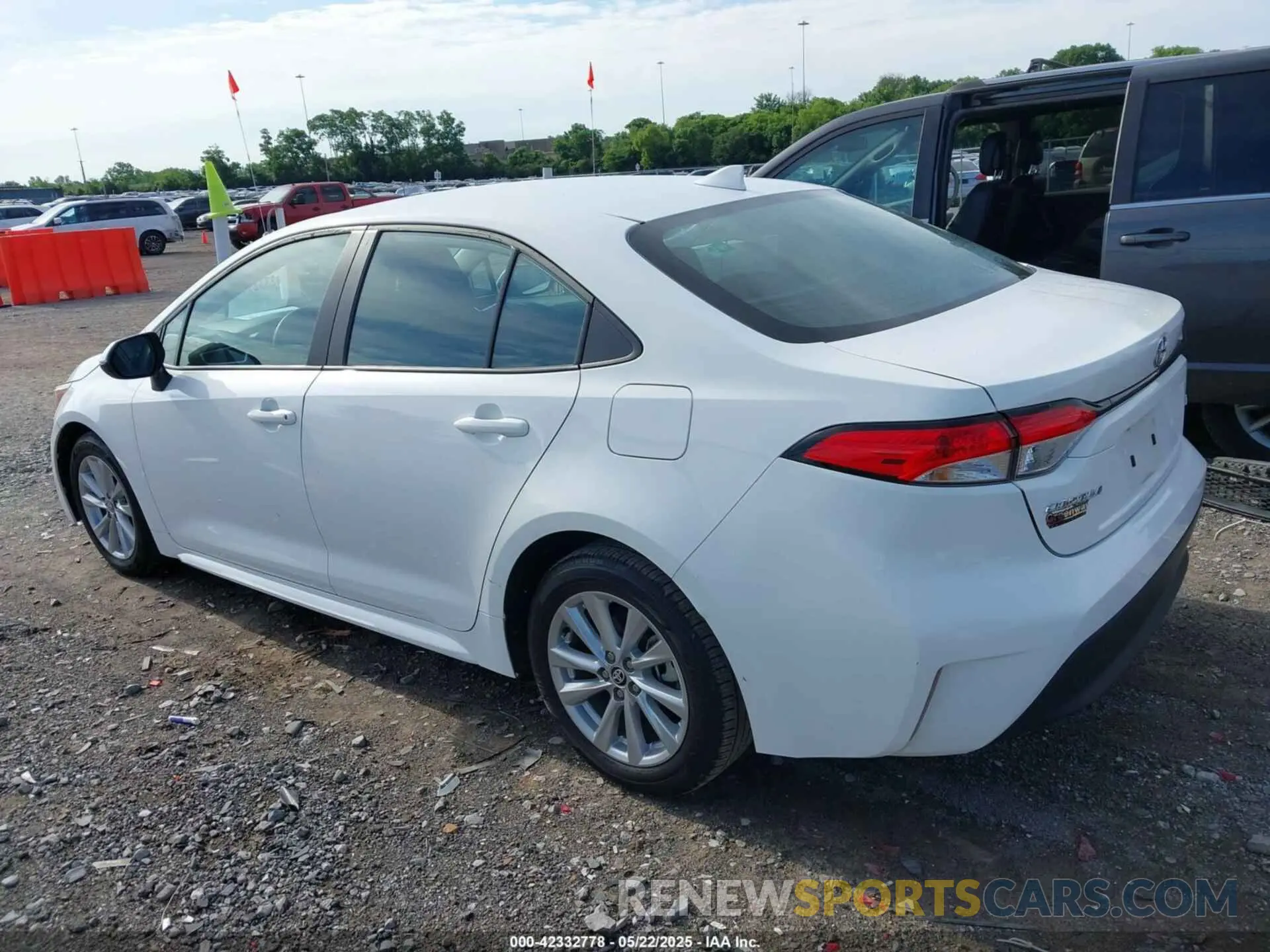 14 fotografías del automóvil dañado 5YFB4MDE4PP001968 TOYOTA COROLLA 2023