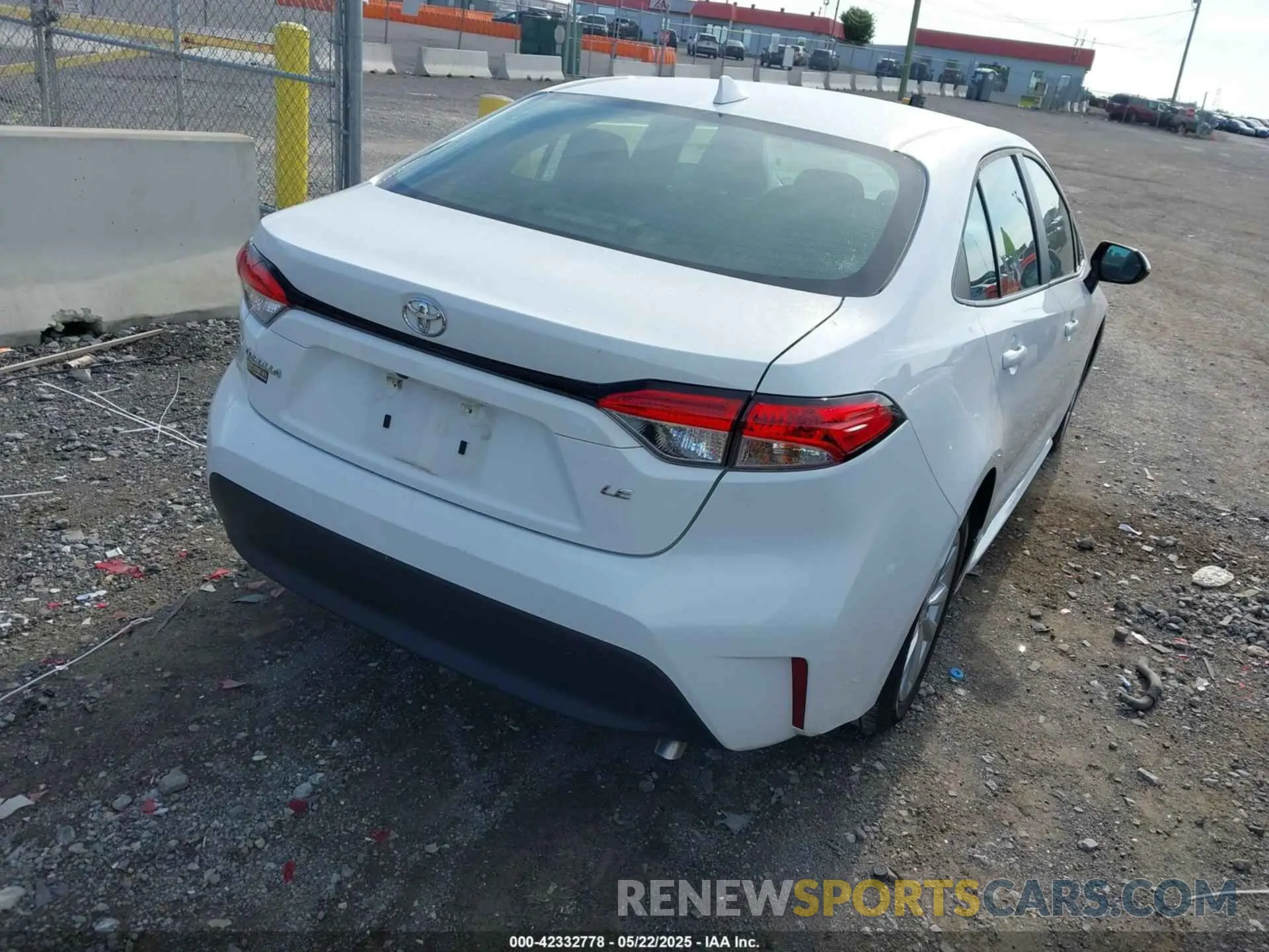 4 fotografías del automóvil dañado 5YFB4MDE4PP001968 TOYOTA COROLLA 2023