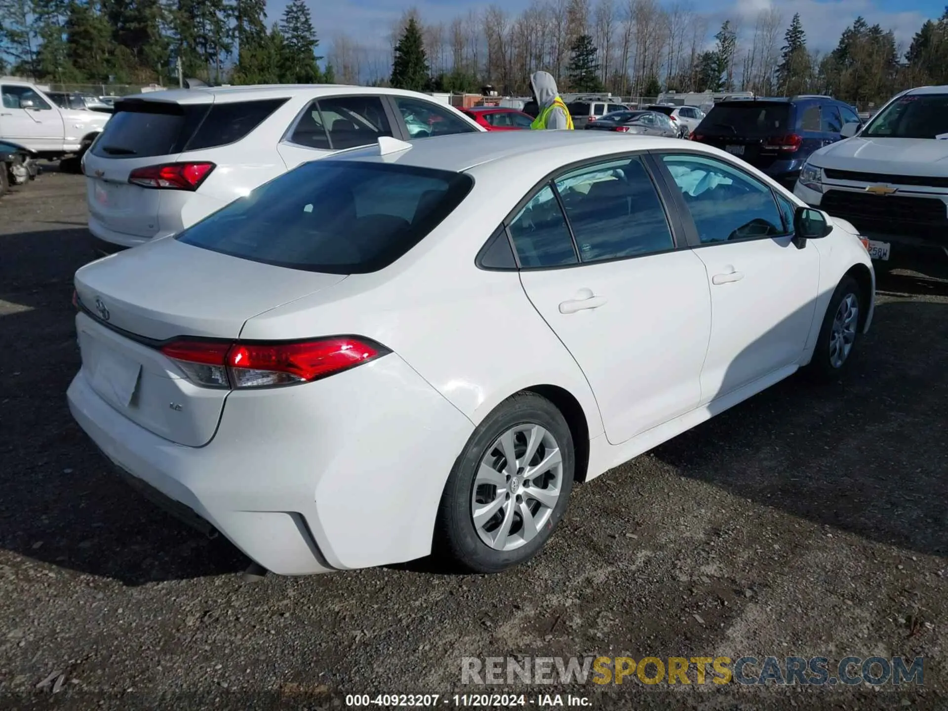 4 fotografías del automóvil dañado 5YFB4MDE4PP052791 TOYOTA COROLLA 2023