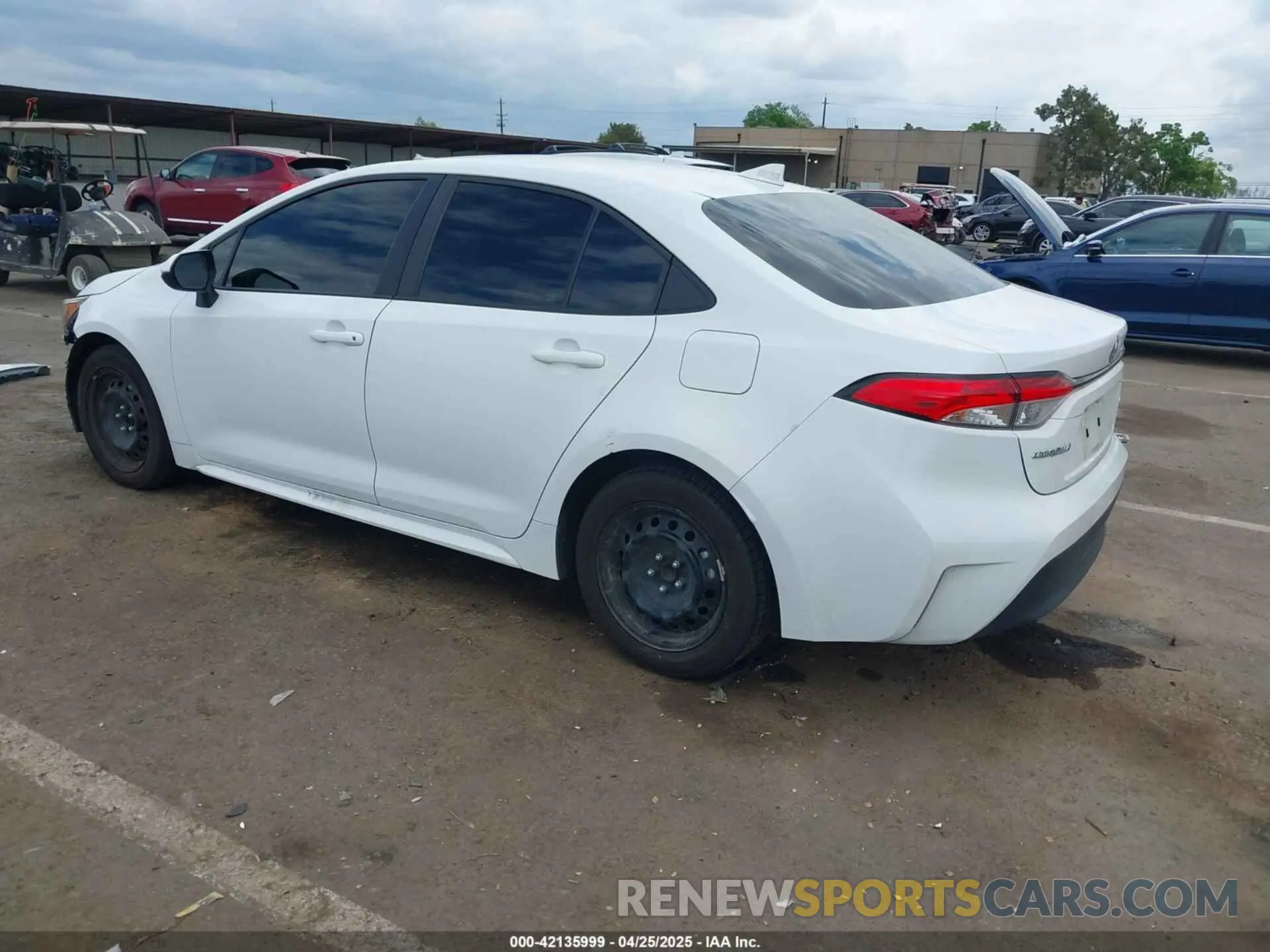 3 fotografías del automóvil dañado 5YFB4MDE4PP055531 TOYOTA COROLLA 2023