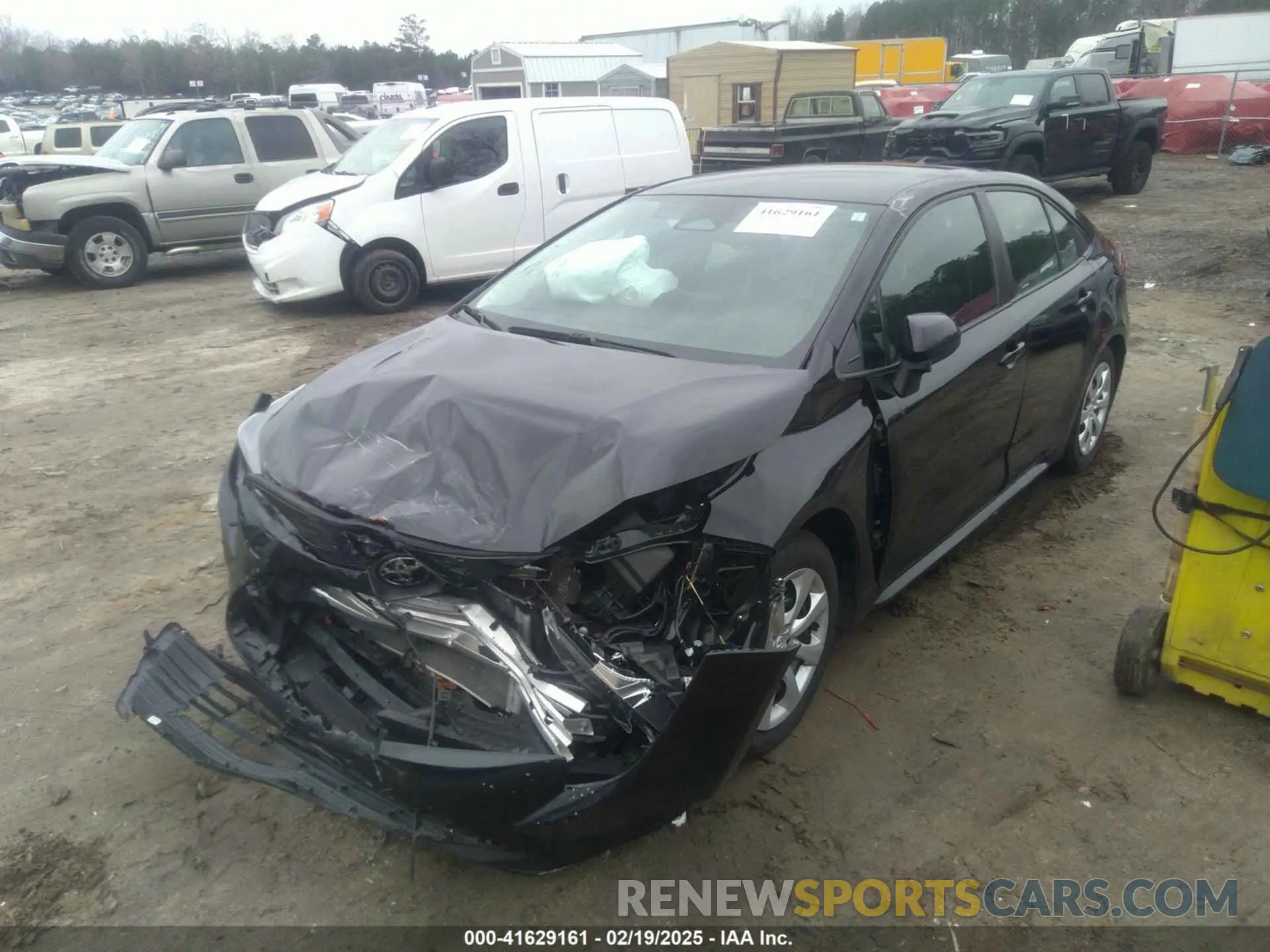 2 fotografías del automóvil dañado 5YFB4MDE4PP058896 TOYOTA COROLLA 2023
