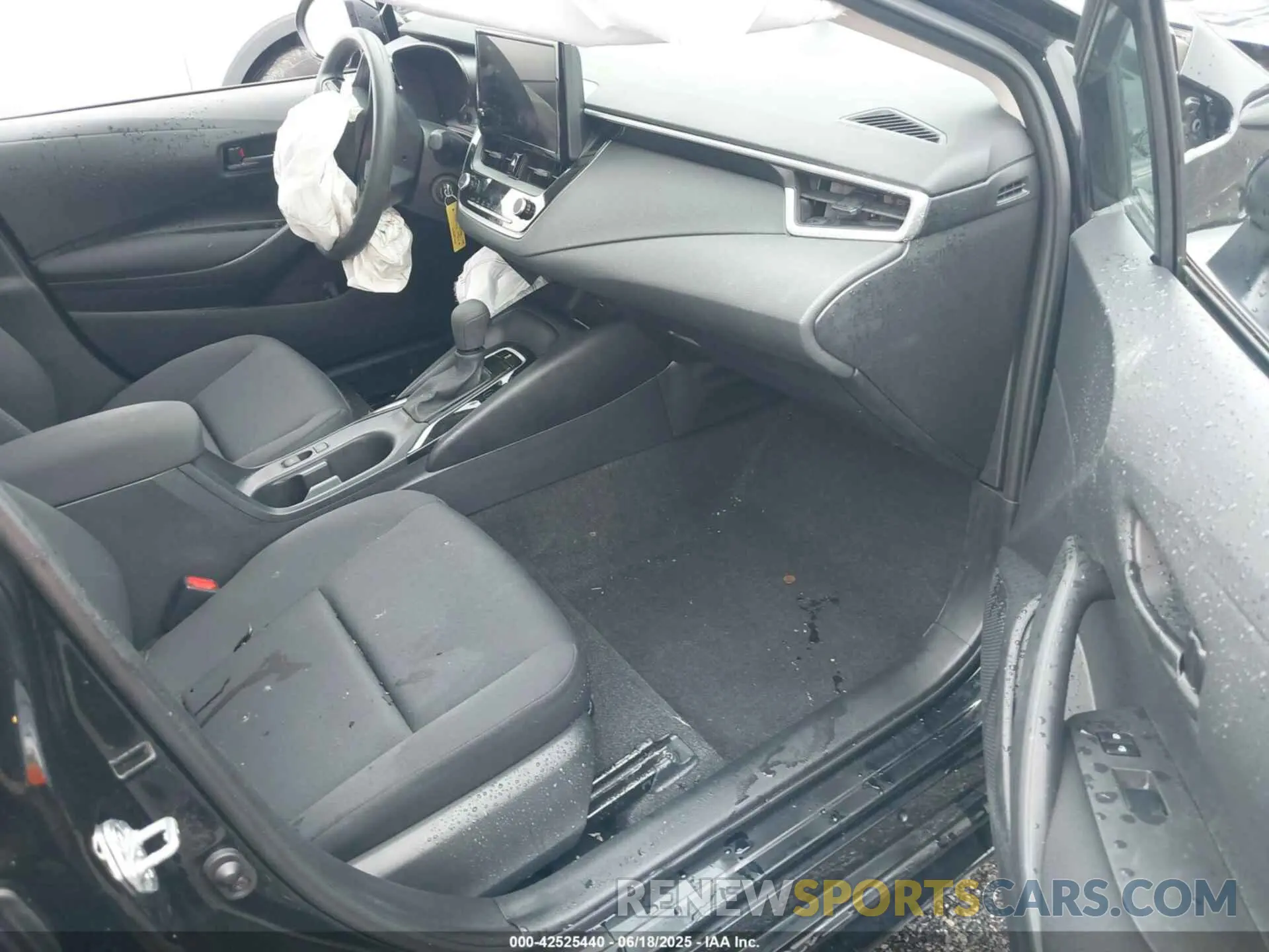 5 fotografías del automóvil dañado 5YFB4MDE5PP028810 TOYOTA COROLLA 2023