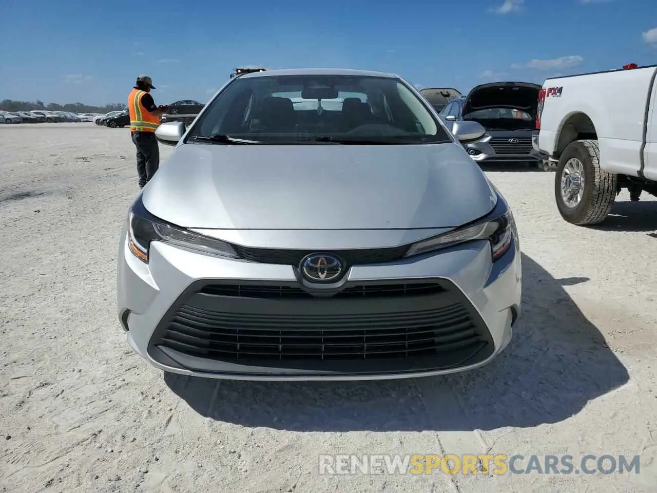 5 fotografías del automóvil dañado 5YFB4MDE5PP054517 TOYOTA COROLLA 2023