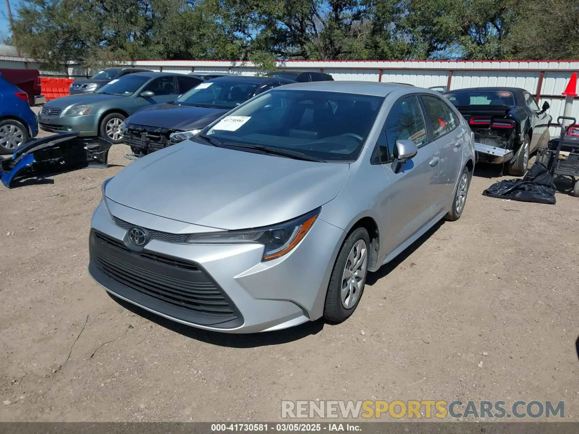 2 fotografías del automóvil dañado 5YFB4MDE7PP013533 TOYOTA COROLLA 2023