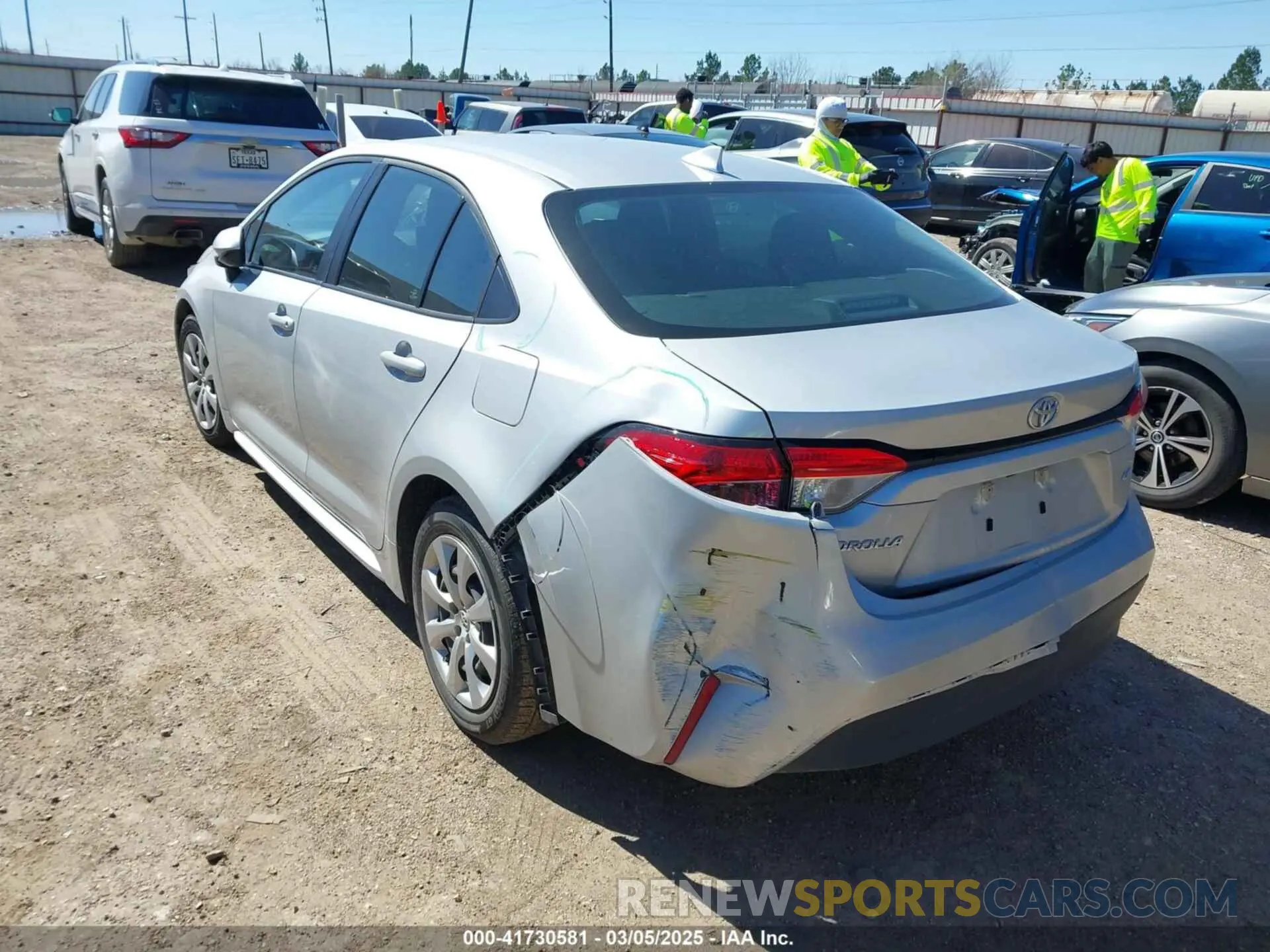 3 fotografías del automóvil dañado 5YFB4MDE7PP013533 TOYOTA COROLLA 2023