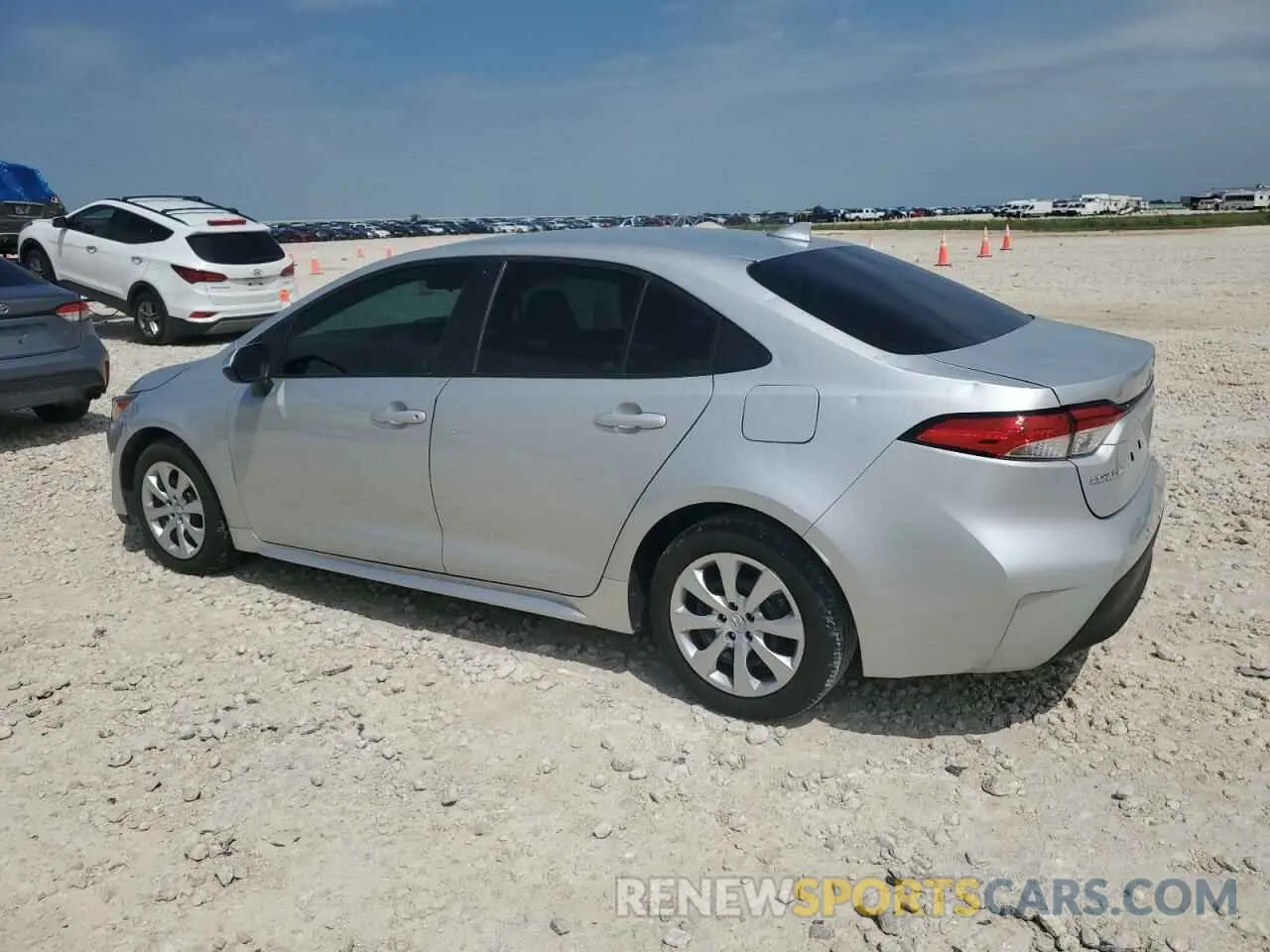 2 fotografías del automóvil dañado 5YFB4MDE7PP013855 TOYOTA COROLLA 2023