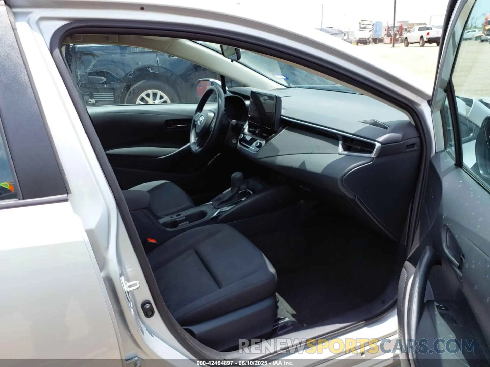 5 fotografías del automóvil dañado 5YFB4MDE7PP013886 TOYOTA COROLLA 2023