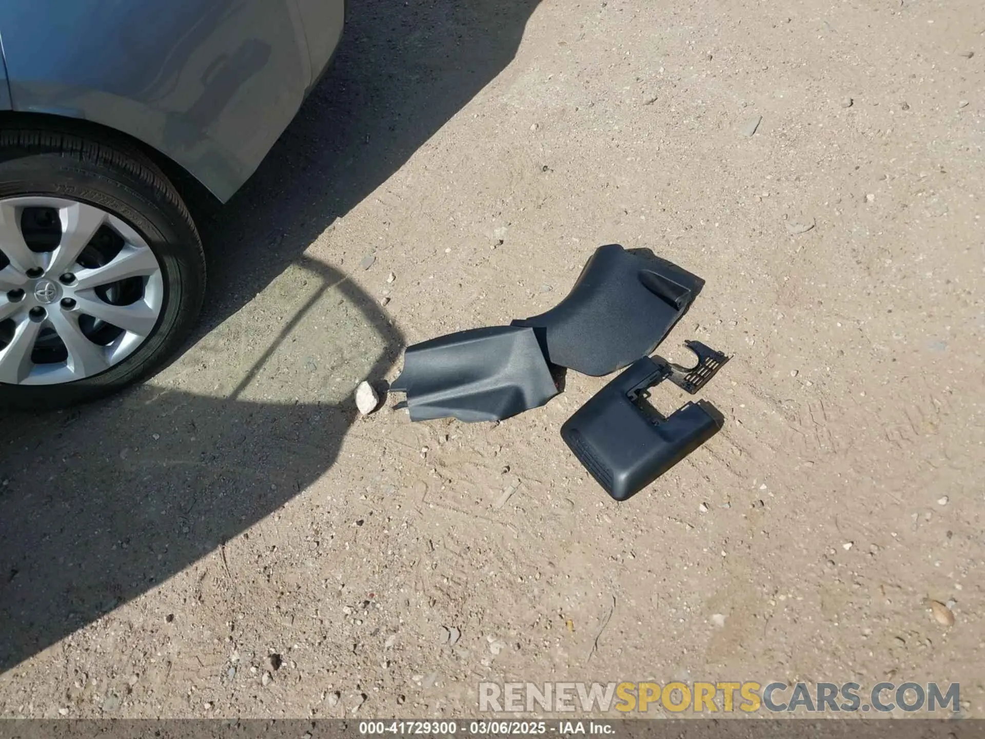 12 fotografías del automóvil dañado 5YFB4MDE7PP048671 TOYOTA COROLLA 2023