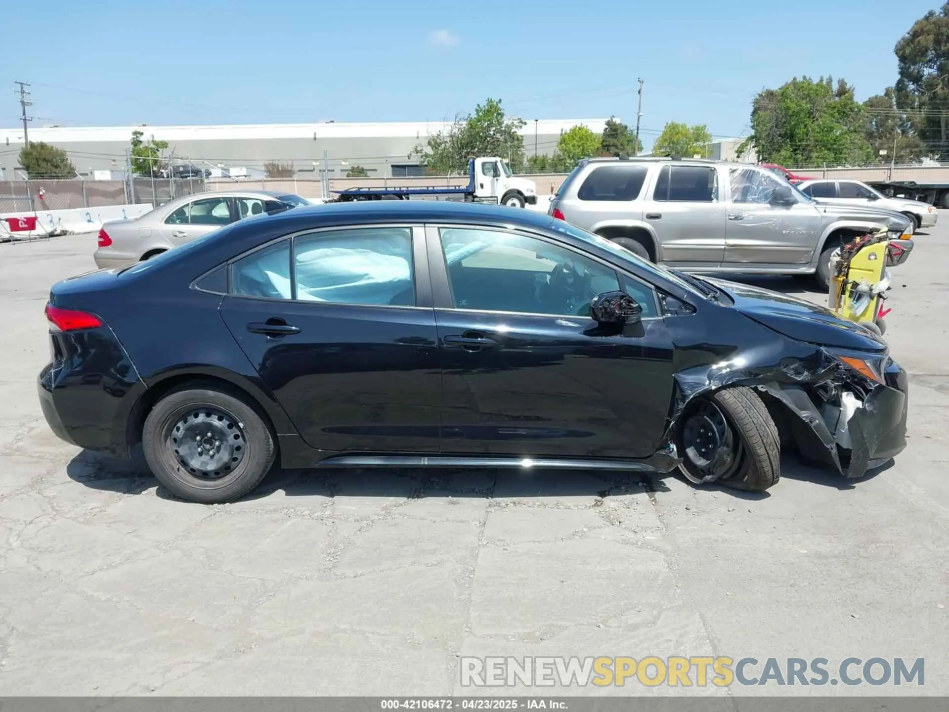 13 fotografías del automóvil dañado 5YFB4MDE8PP025125 TOYOTA COROLLA 2023