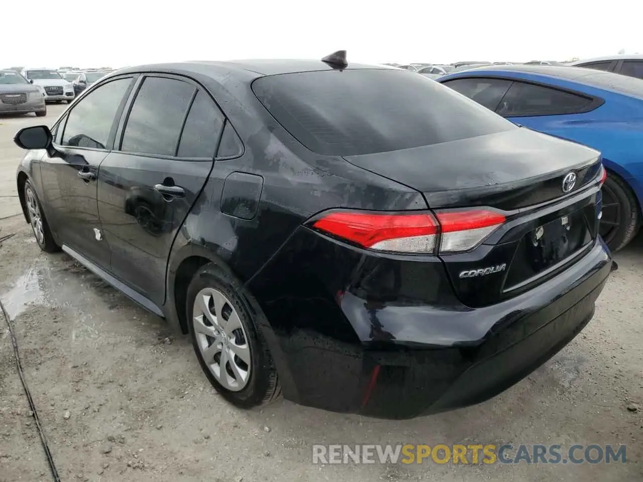 2 fotografías del automóvil dañado 5YFB4MDE8PP035461 TOYOTA COROLLA 2023