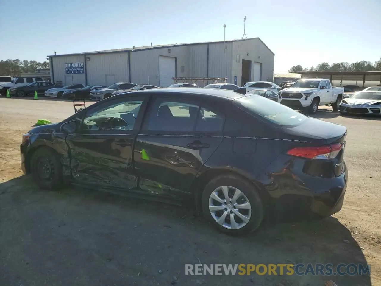 2 fotografías del automóvil dañado 5YFB4MDE8PP038716 TOYOTA COROLLA 2023