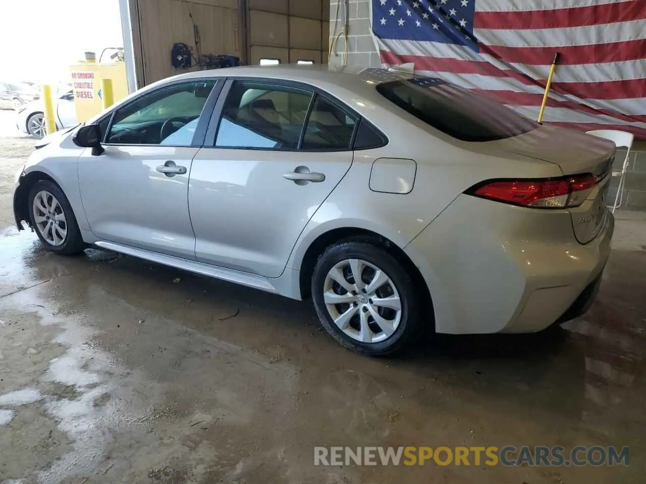 2 fotografías del automóvil dañado 5YFB4MDE8PP066628 TOYOTA COROLLA 2023