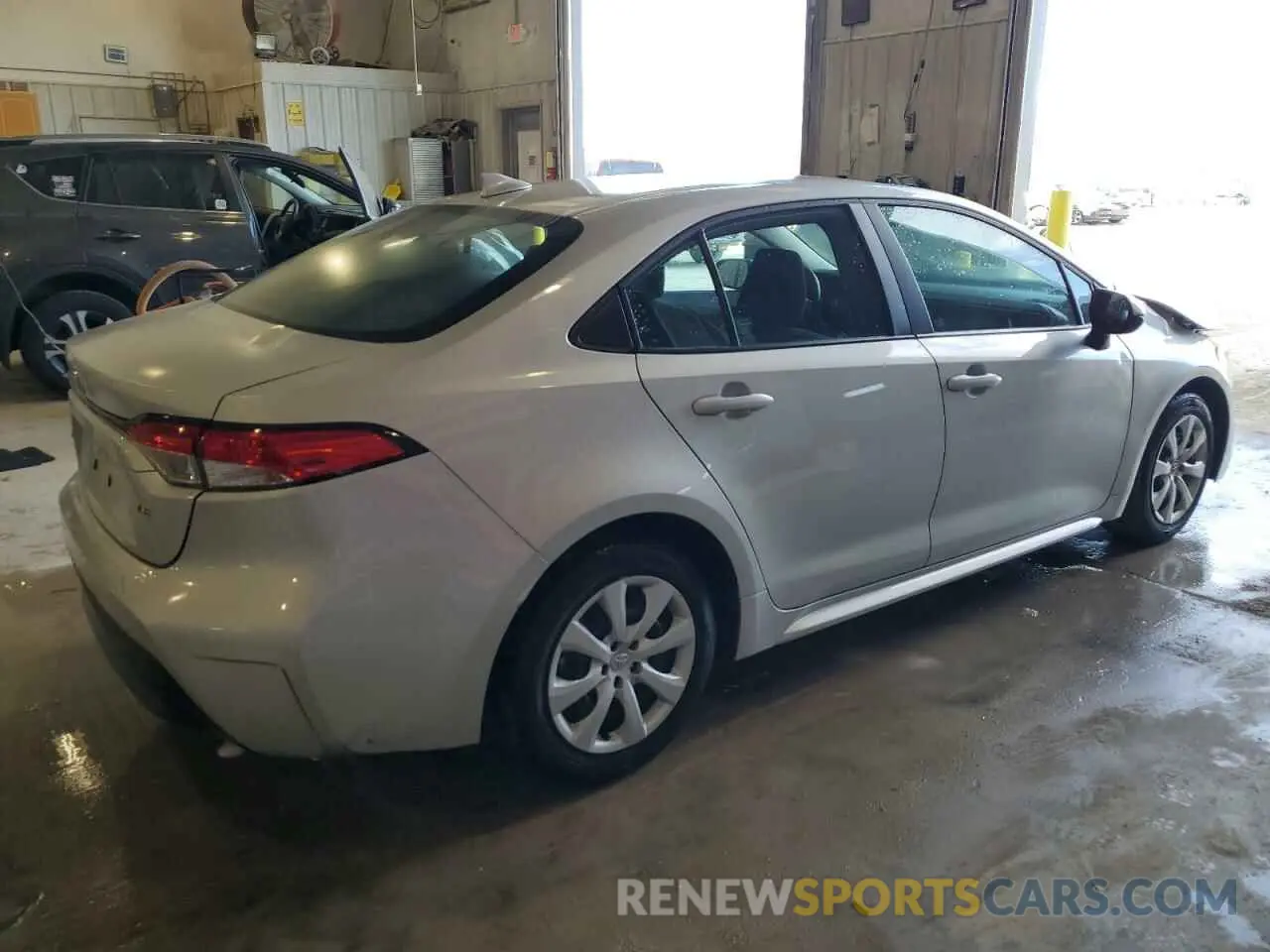 3 fotografías del automóvil dañado 5YFB4MDE8PP066628 TOYOTA COROLLA 2023