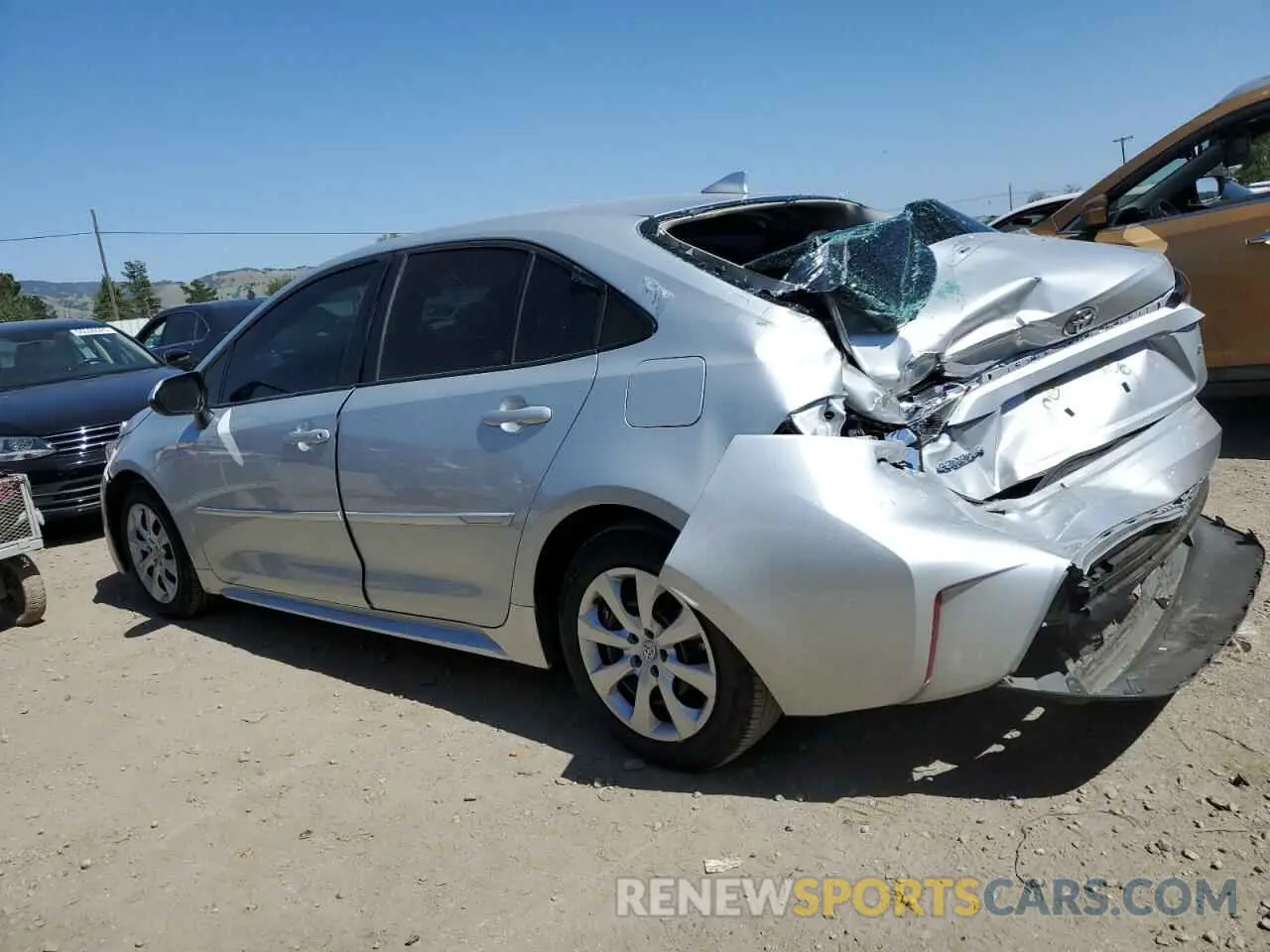 2 fotografías del automóvil dañado 5YFB4MDE9PP025120 TOYOTA COROLLA 2023