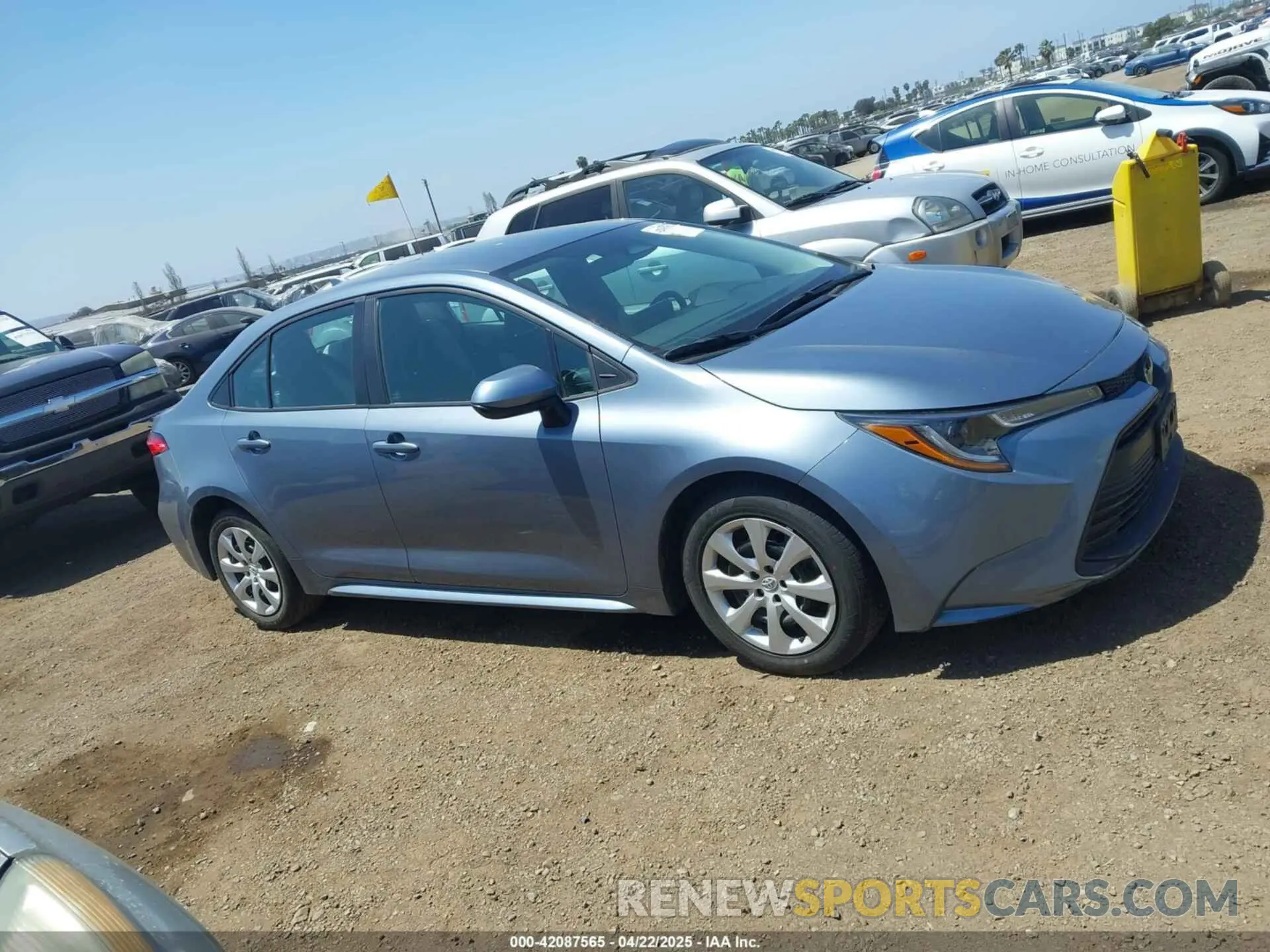 13 fotografías del automóvil dañado 5YFB4MDE9PP052382 TOYOTA COROLLA 2023