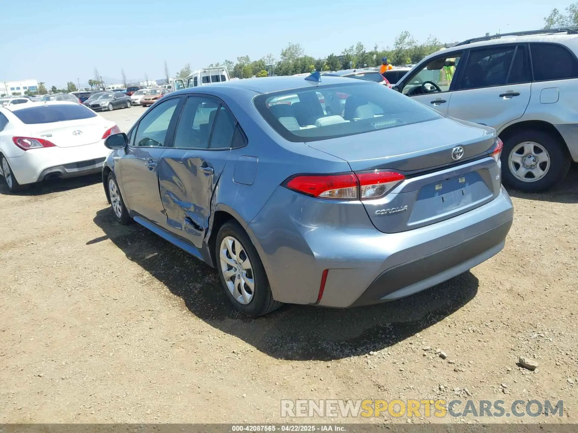 3 fotografías del automóvil dañado 5YFB4MDE9PP052382 TOYOTA COROLLA 2023