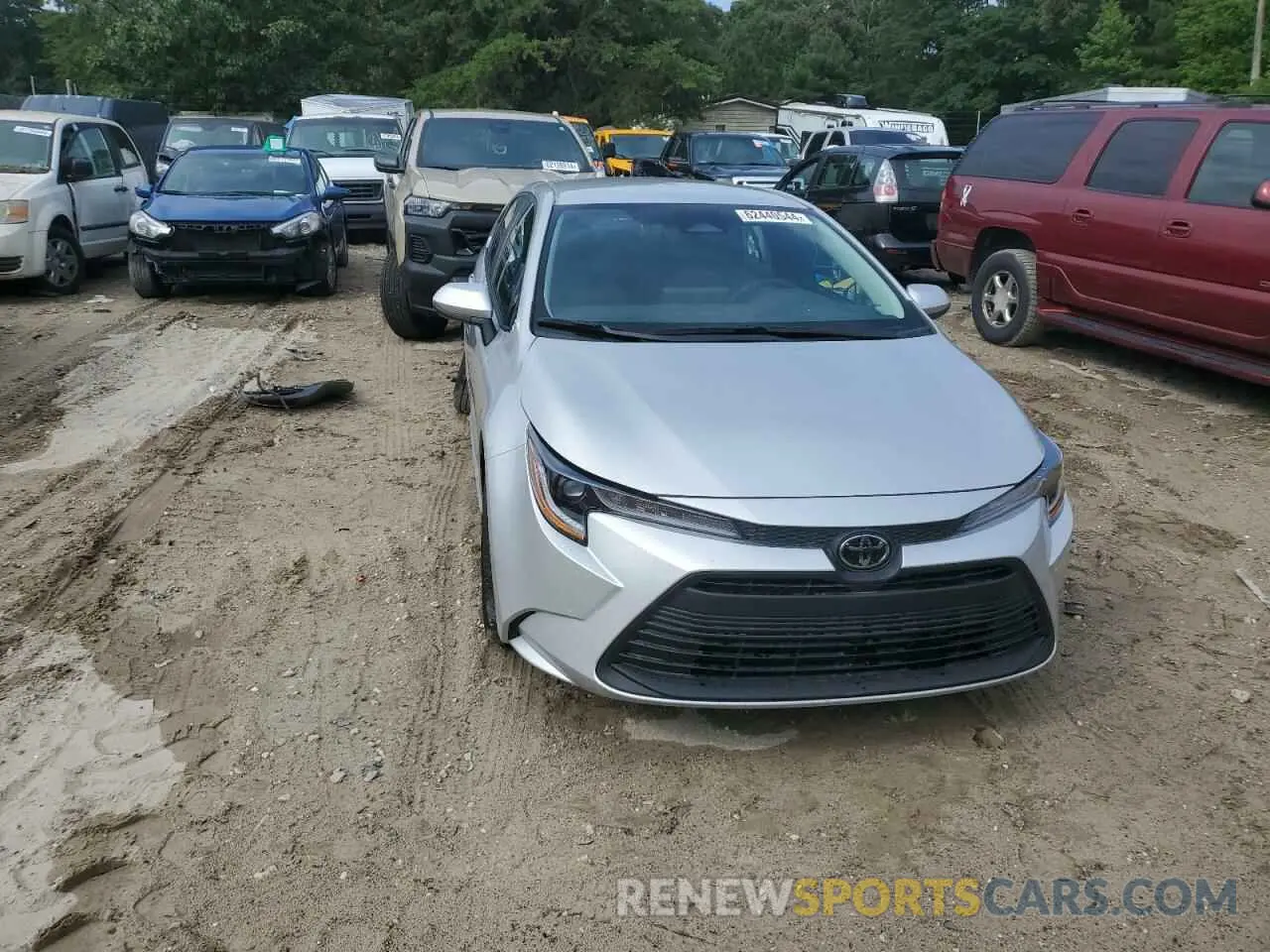 5 fotografías del automóvil dañado 5YFB4MDE9PP054584 TOYOTA COROLLA 2023
