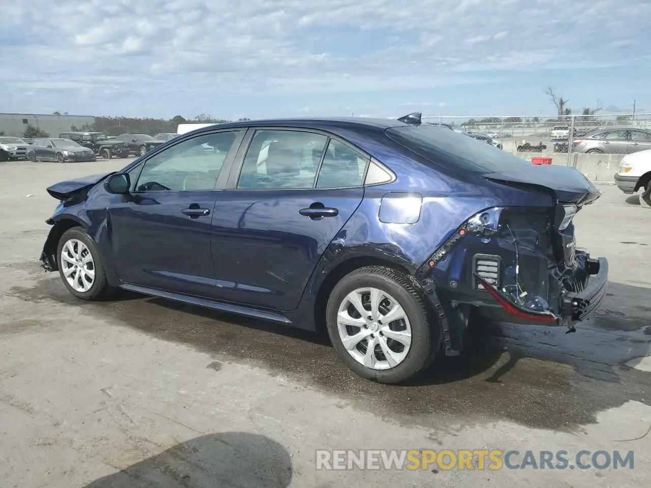 2 fotografías del automóvil dañado 5YFB4MDE9PP078870 TOYOTA COROLLA 2023
