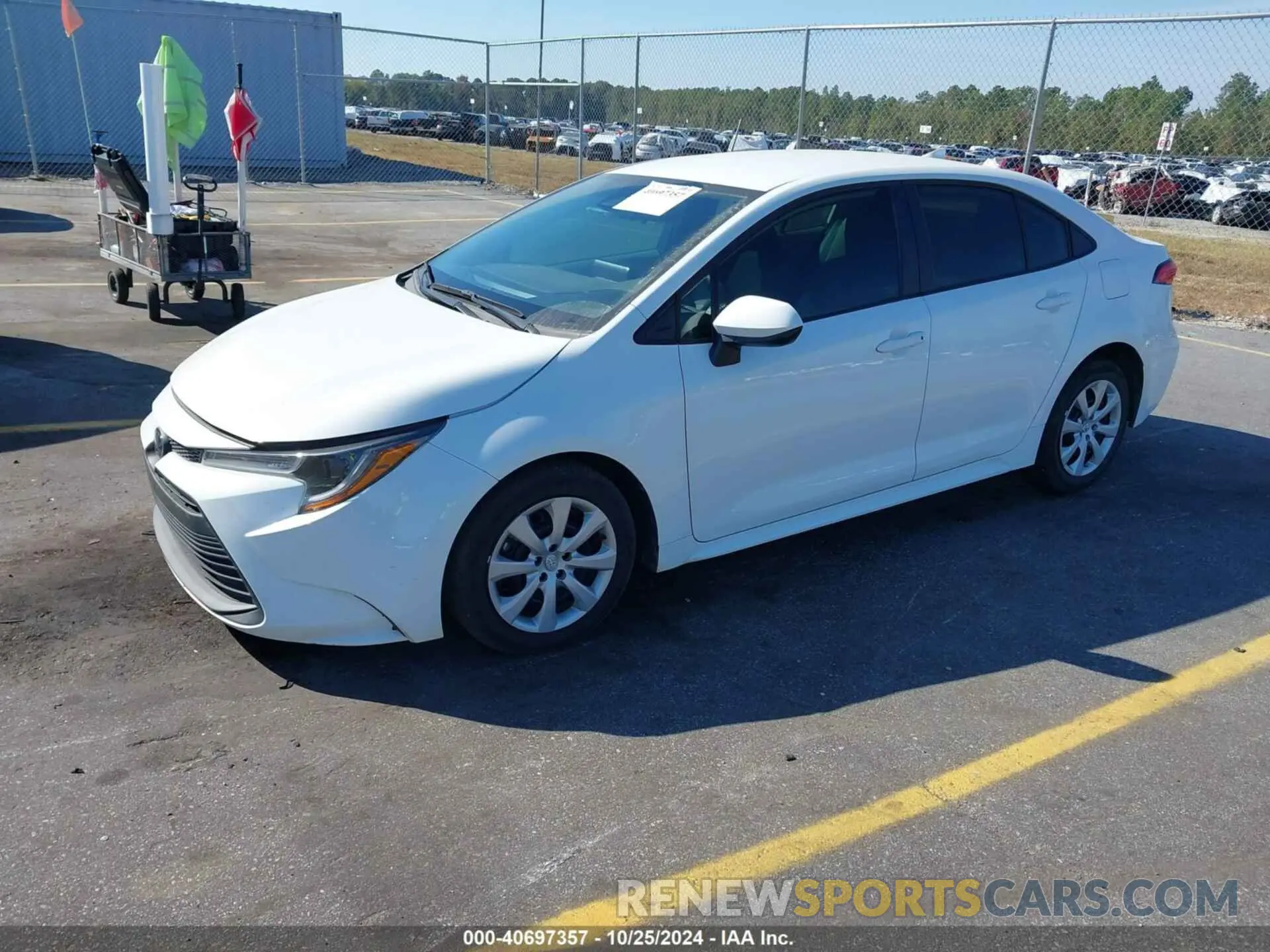 2 fotografías del automóvil dañado 5YFB4MDEXPP000968 TOYOTA COROLLA 2023