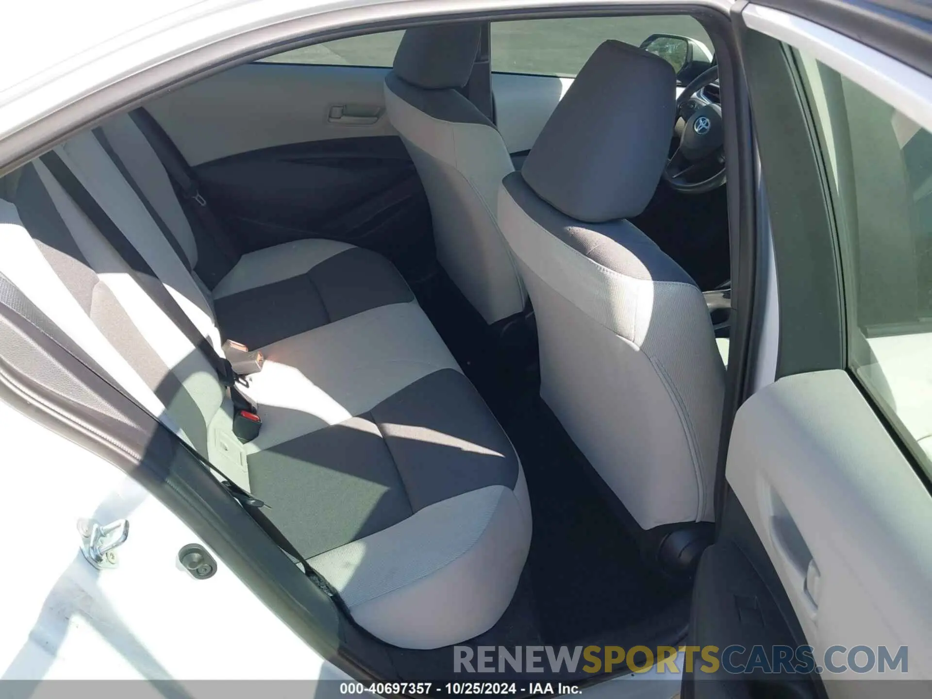 8 fotografías del automóvil dañado 5YFB4MDEXPP000968 TOYOTA COROLLA 2023