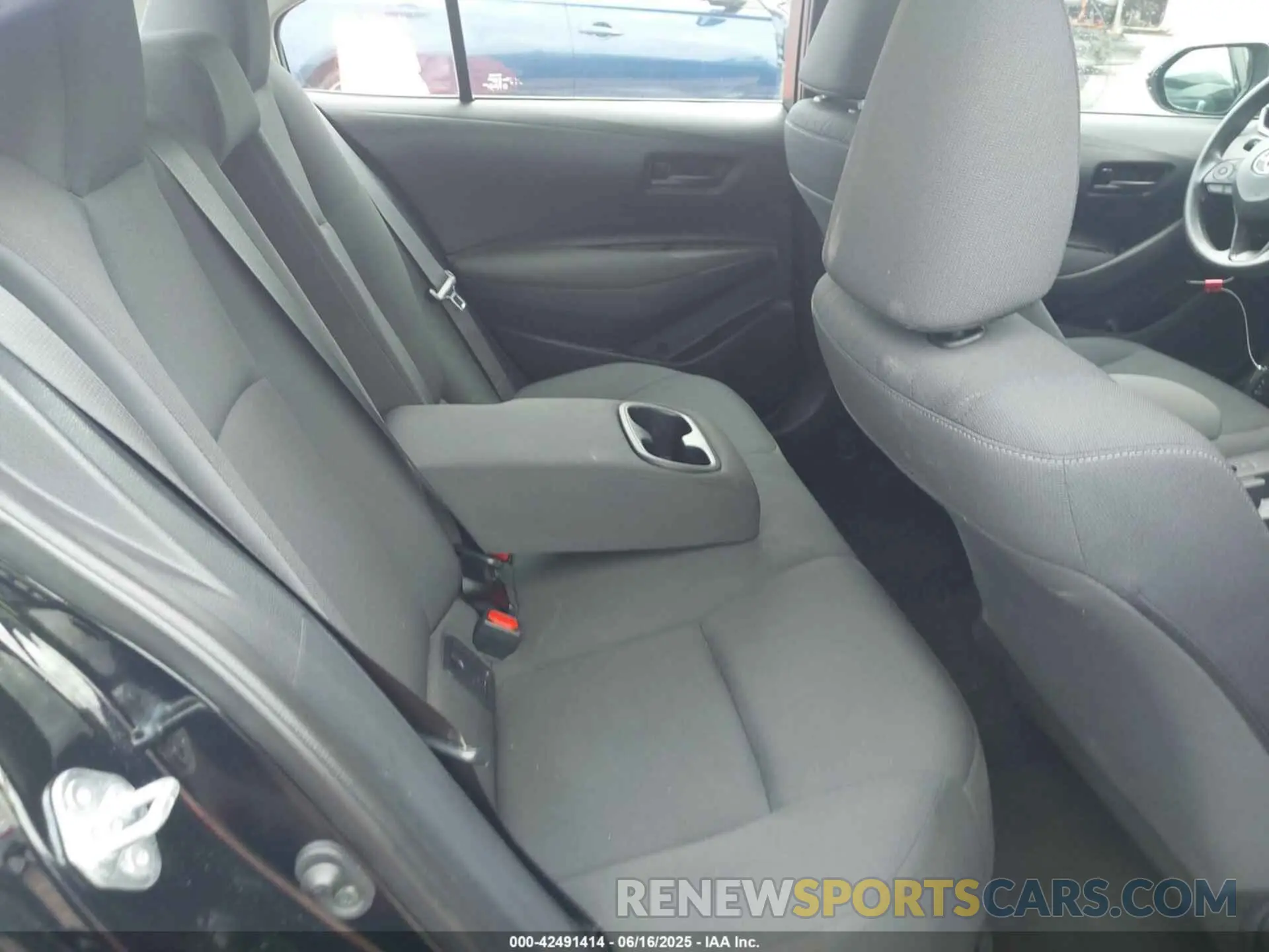 8 fotografías del automóvil dañado 5YFB4MDEXPP013803 TOYOTA COROLLA 2023