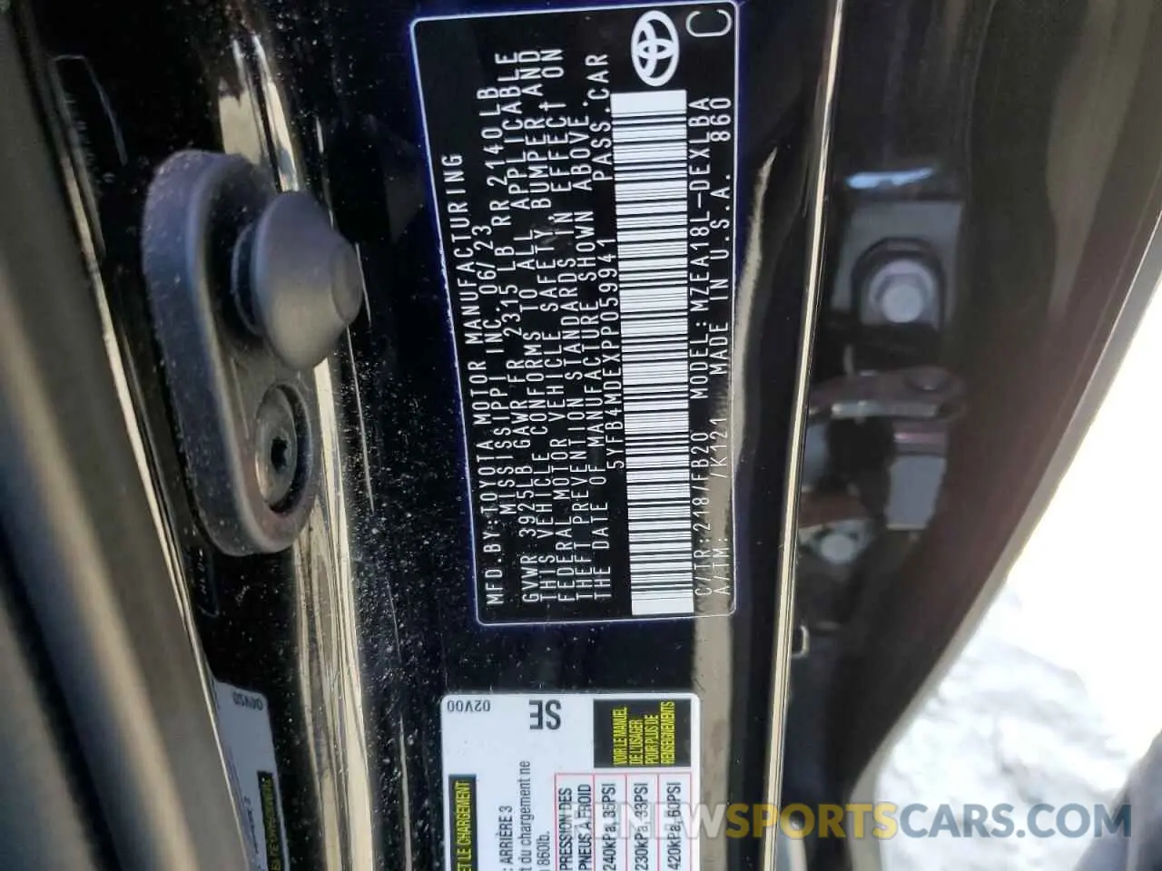 12 fotografías del automóvil dañado 5YFB4MDEXPP059941 TOYOTA COROLLA 2023