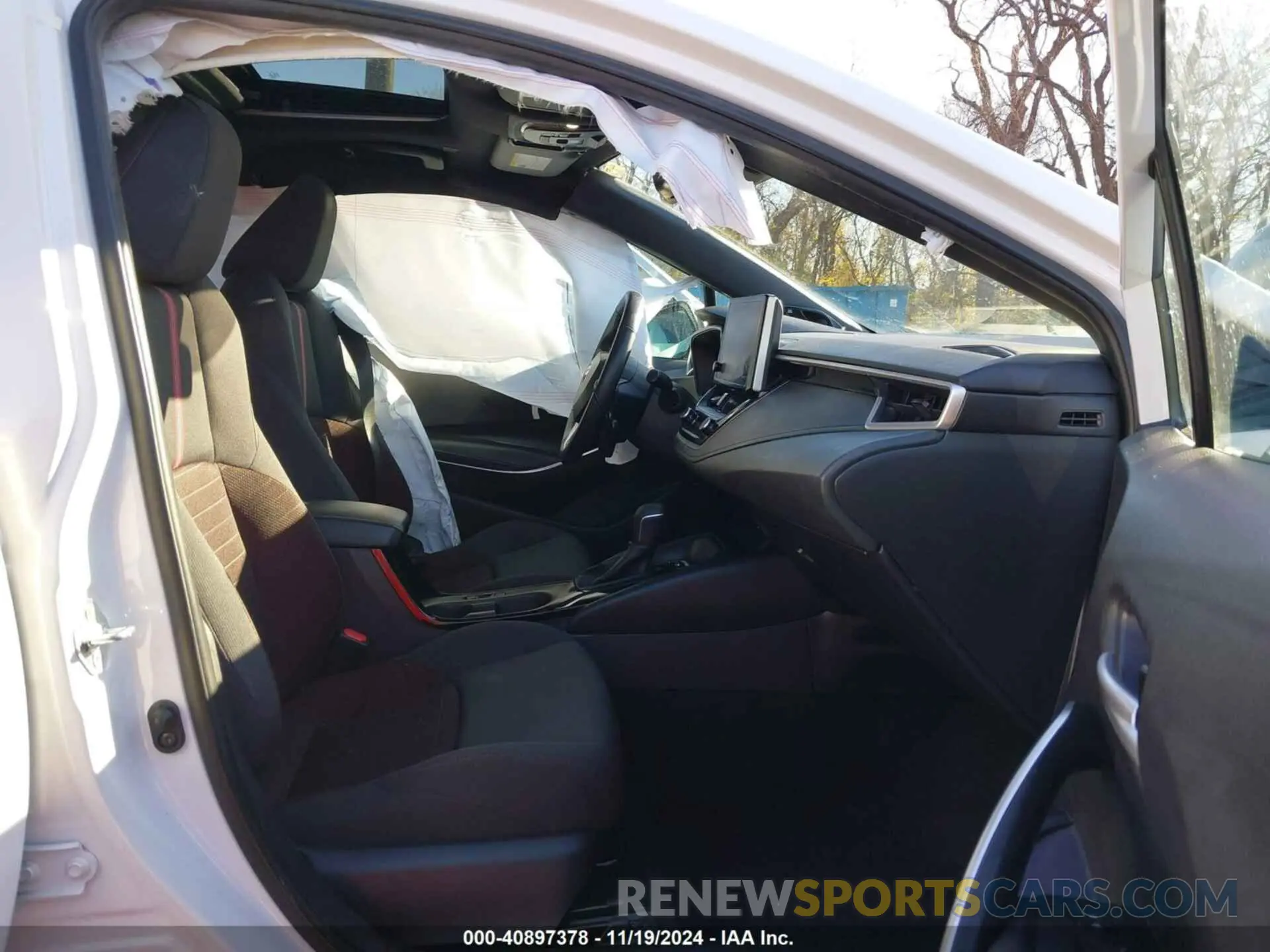 5 fotografías del automóvil dañado 5YFP4MCE0PP142334 TOYOTA COROLLA 2023