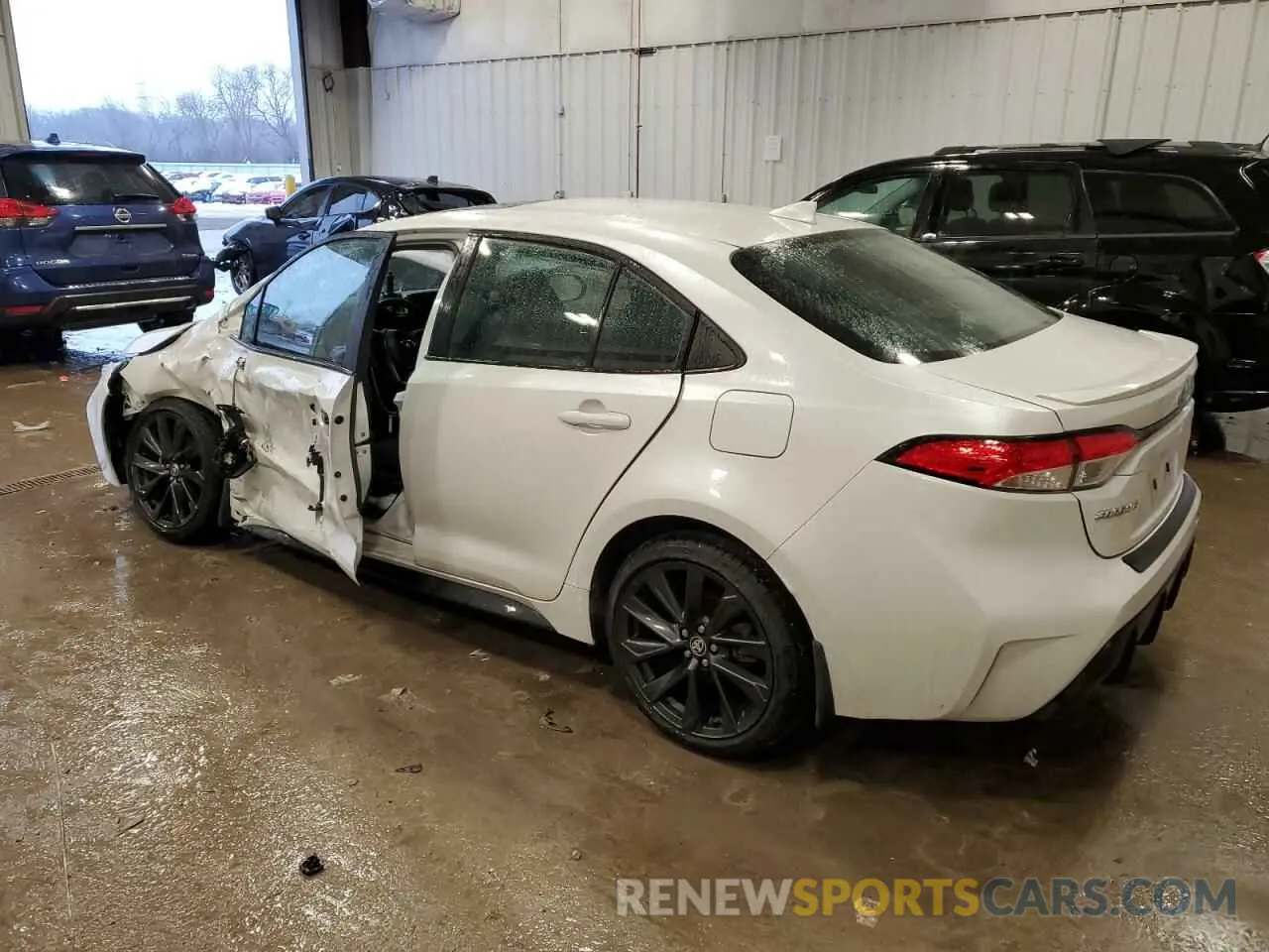 2 fotografías del automóvil dañado 5YFP4MCE6PP140300 TOYOTA COROLLA 2023