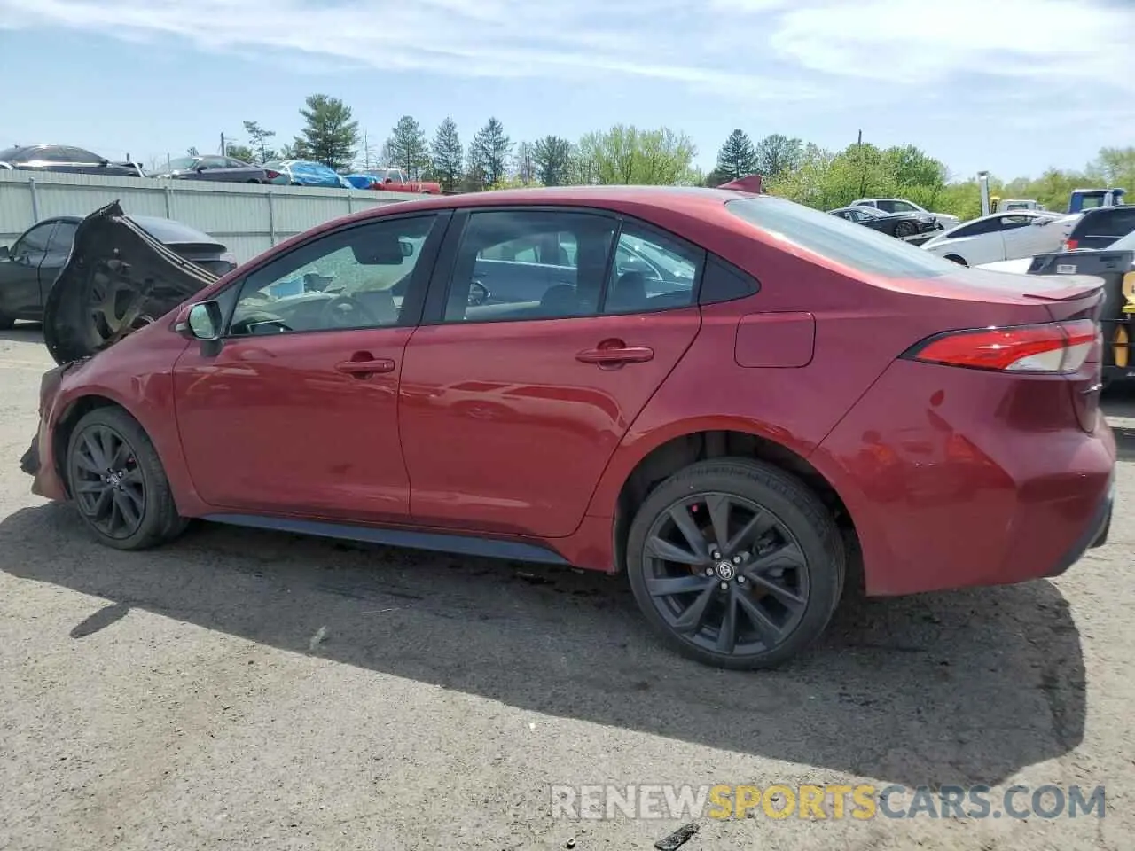 2 fotografías del automóvil dañado 5YFS4MCE0PP147169 TOYOTA COROLLA 2023