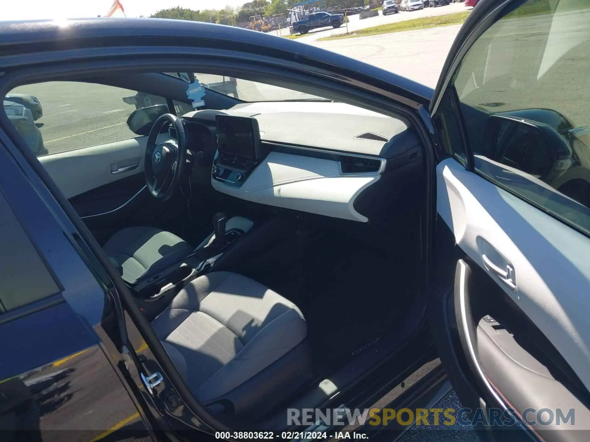 5 fotografías del automóvil dañado 5YFS4MCE1PP141106 TOYOTA COROLLA 2023