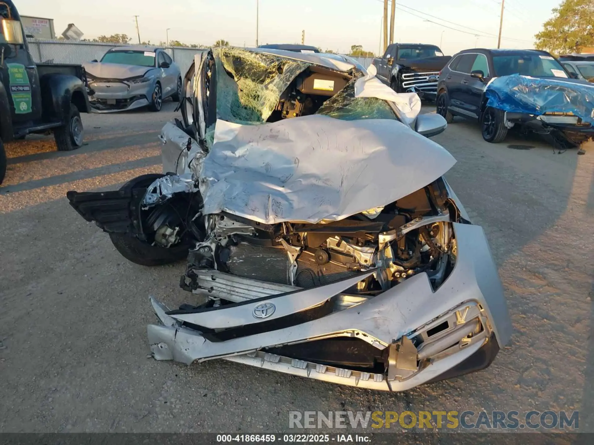 11 fotografías del automóvil dañado 5YFS4MCE2PP147884 TOYOTA COROLLA 2023