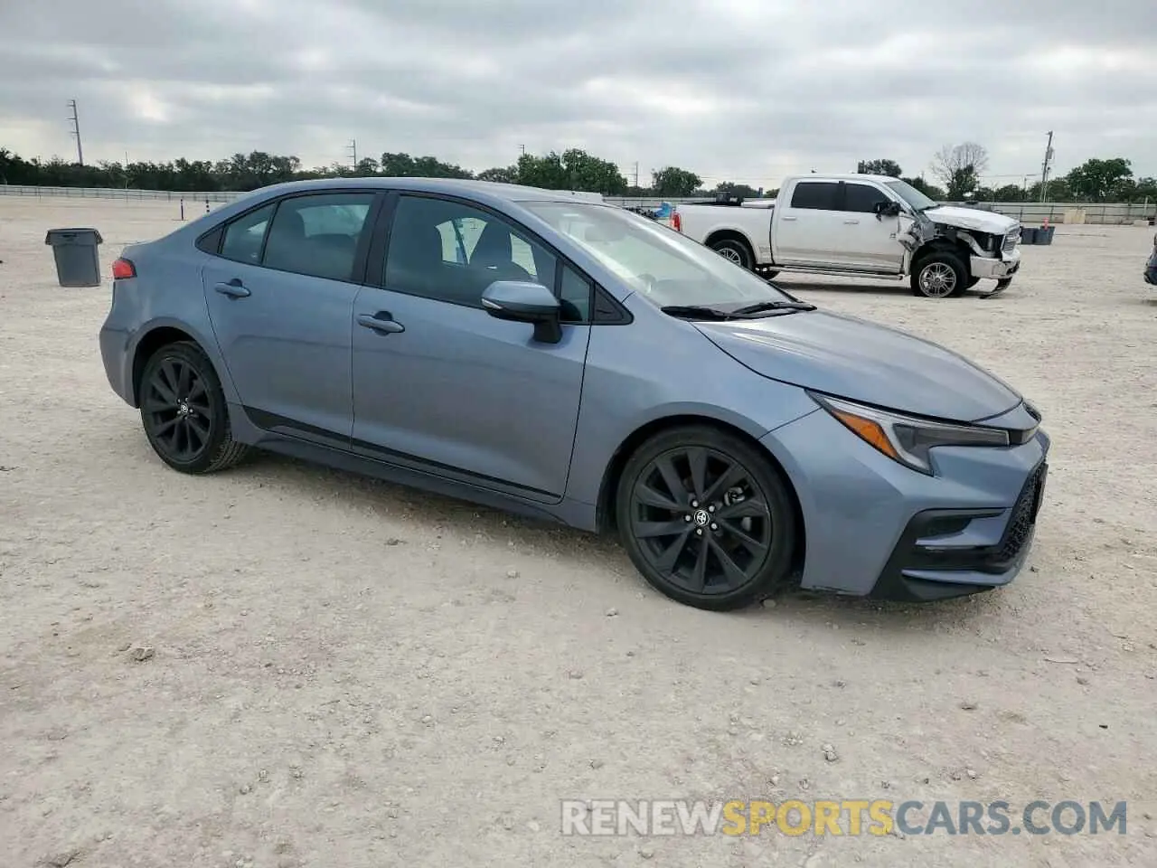 4 fotografías del automóvil dañado 5YFS4MCE2PP160926 TOYOTA COROLLA 2023