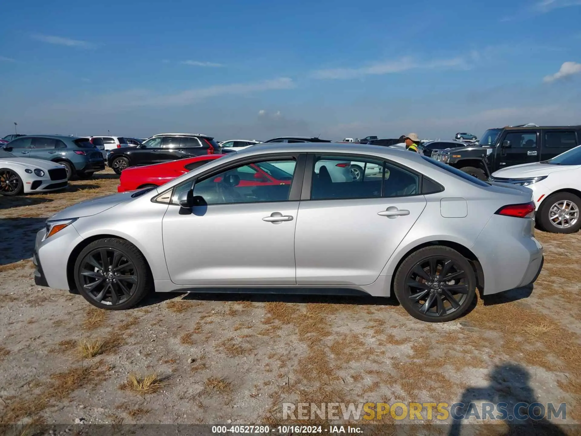 14 fotografías del automóvil dañado 5YFS4MCE3PP146498 TOYOTA COROLLA 2023