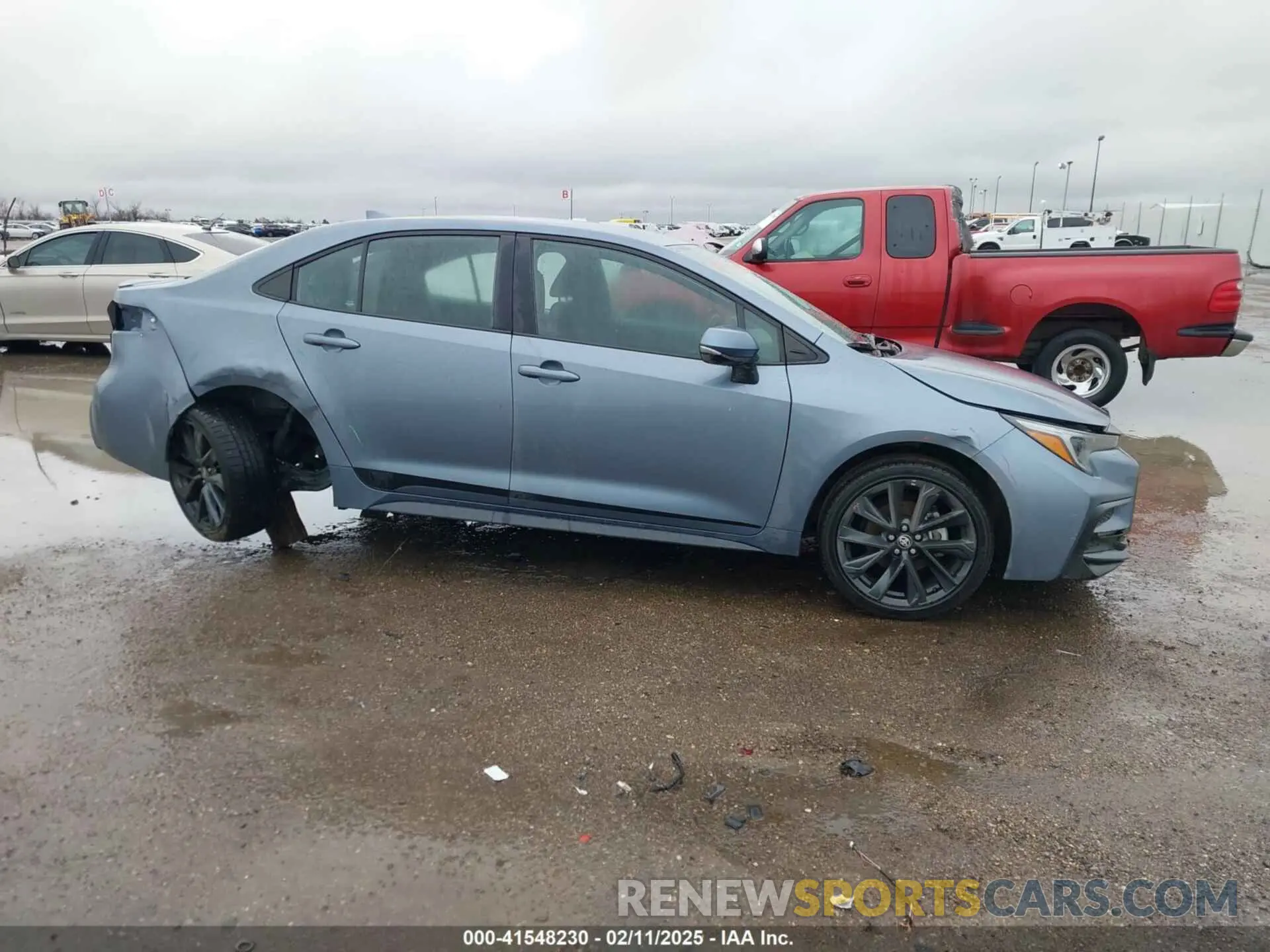 13 fotografías del automóvil dañado 5YFS4MCE3PP160529 TOYOTA COROLLA 2023