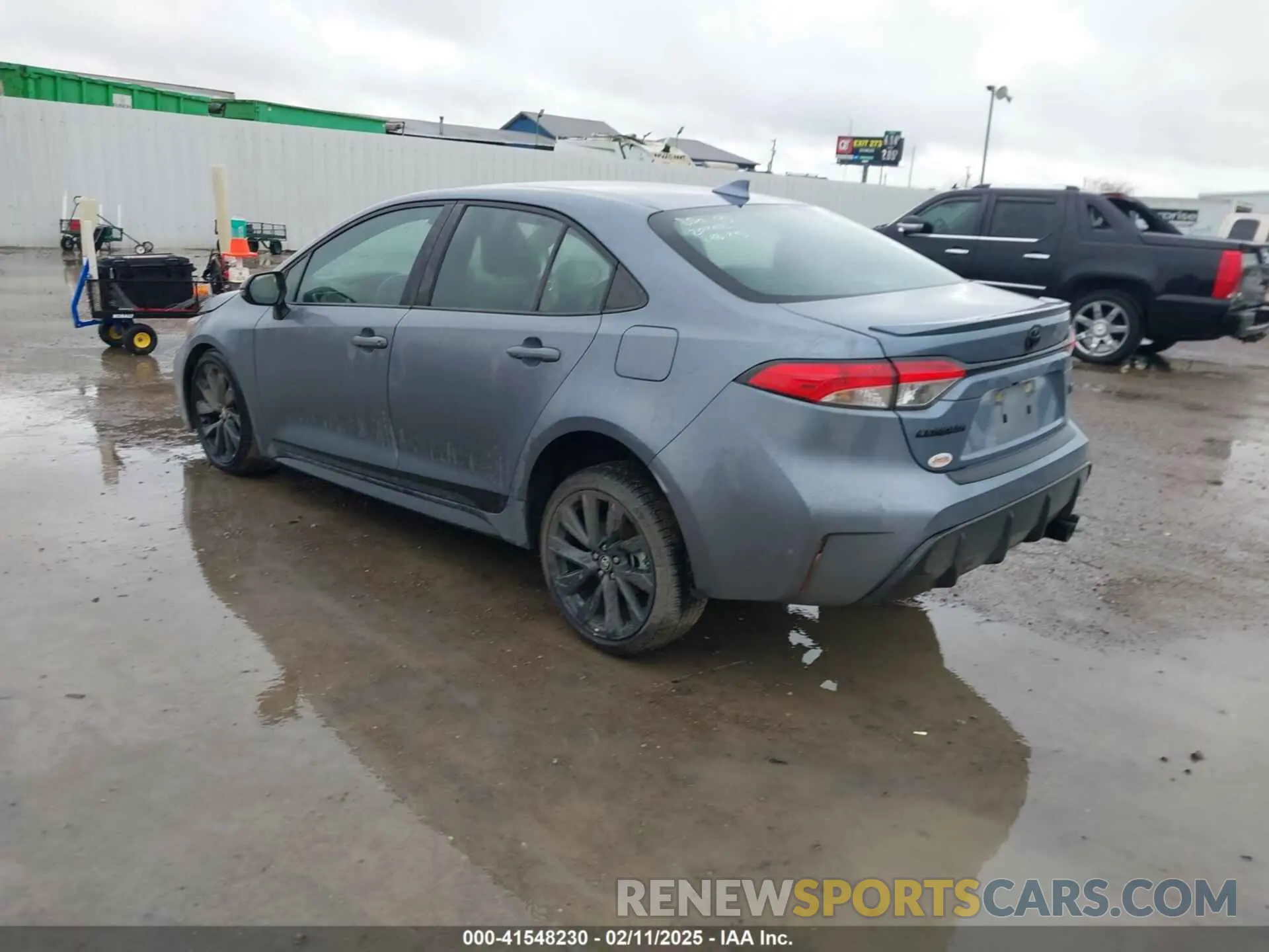 3 fotografías del automóvil dañado 5YFS4MCE3PP160529 TOYOTA COROLLA 2023