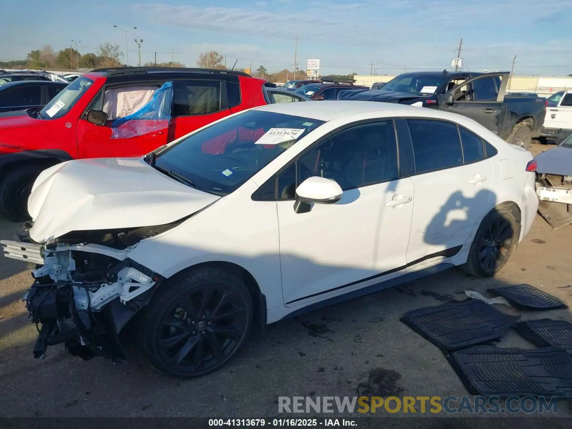 2 fotografías del automóvil dañado 5YFS4MCE4PP139639 TOYOTA COROLLA 2023