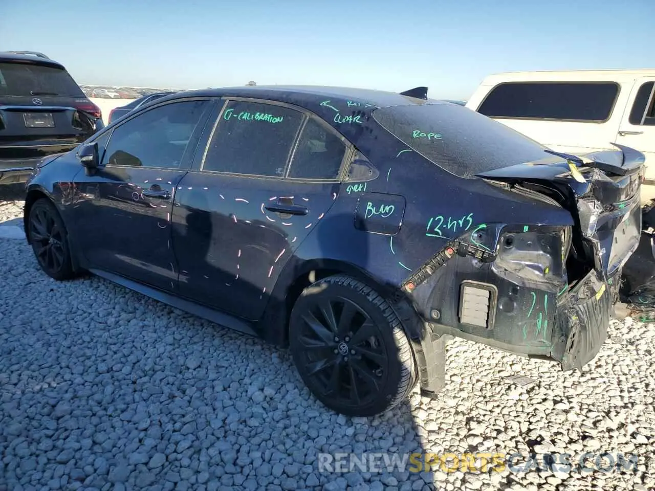 2 fotografías del automóvil dañado 5YFS4MCE9PP142875 TOYOTA COROLLA 2023