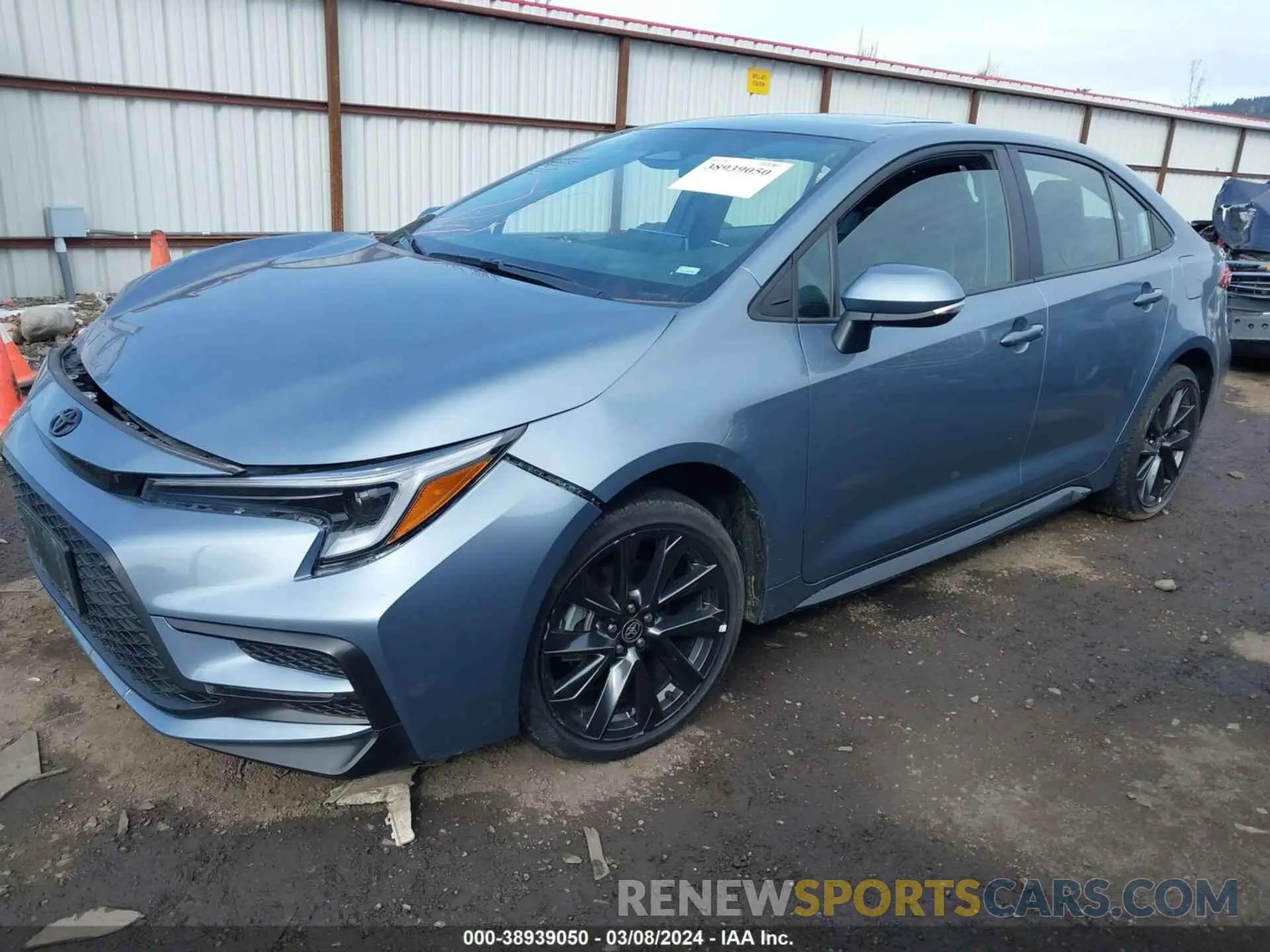2 fotografías del automóvil dañado 5YFT4MCE3PP151348 TOYOTA COROLLA 2023