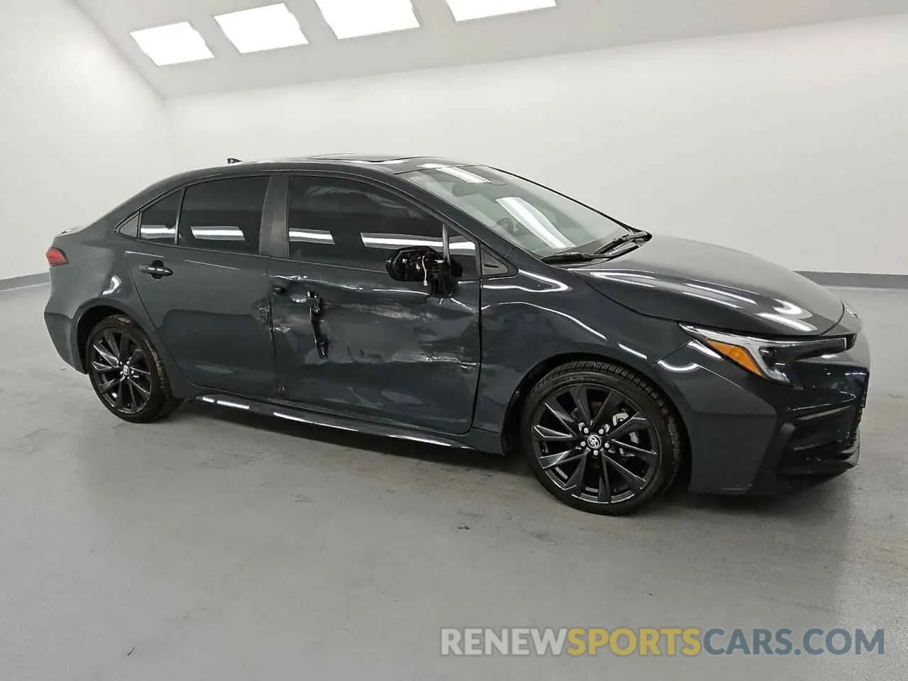 4 fotografías del automóvil dañado 5YFT4MCE6PP149206 TOYOTA COROLLA 2023