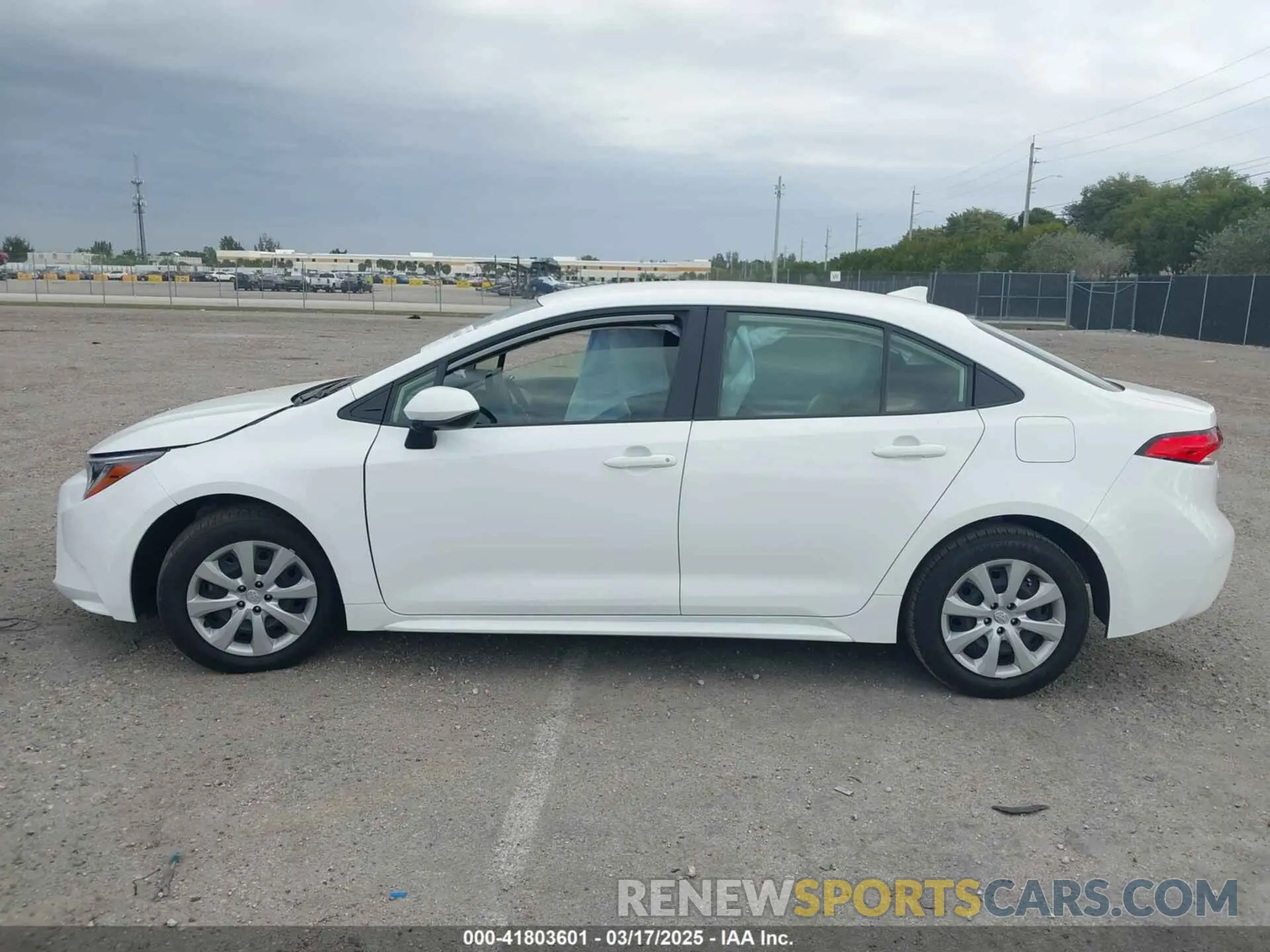 14 fotografías del automóvil dañado JTDB4MEE0P3012666 TOYOTA COROLLA 2023