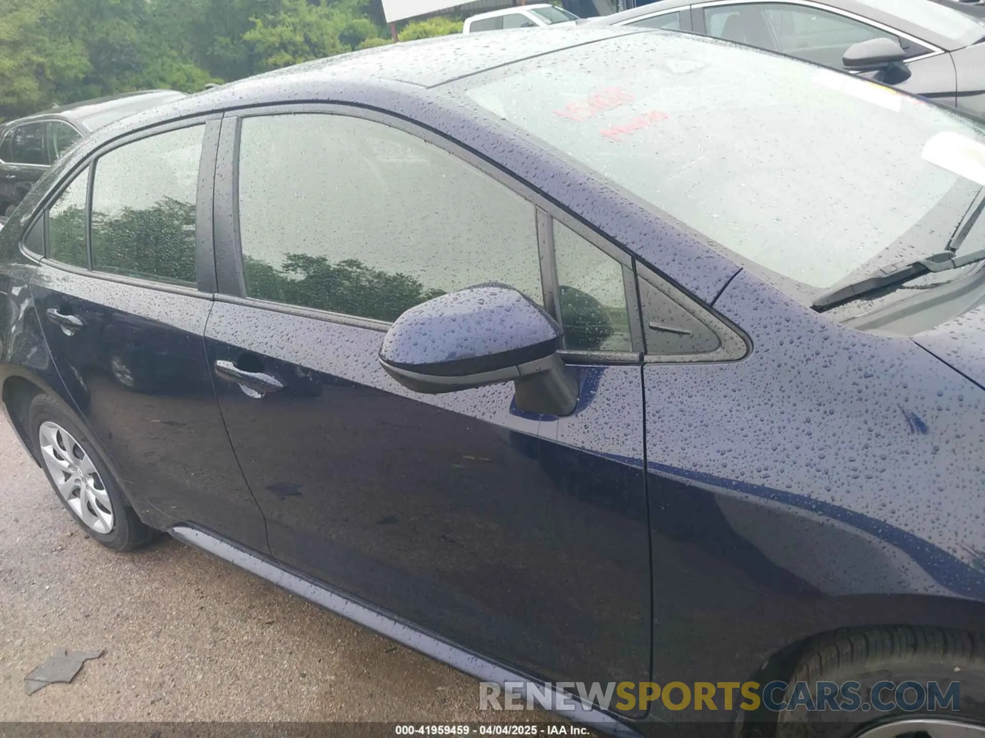 13 fotografías del automóvil dañado JTDB4MEE1PJ001042 TOYOTA COROLLA 2023