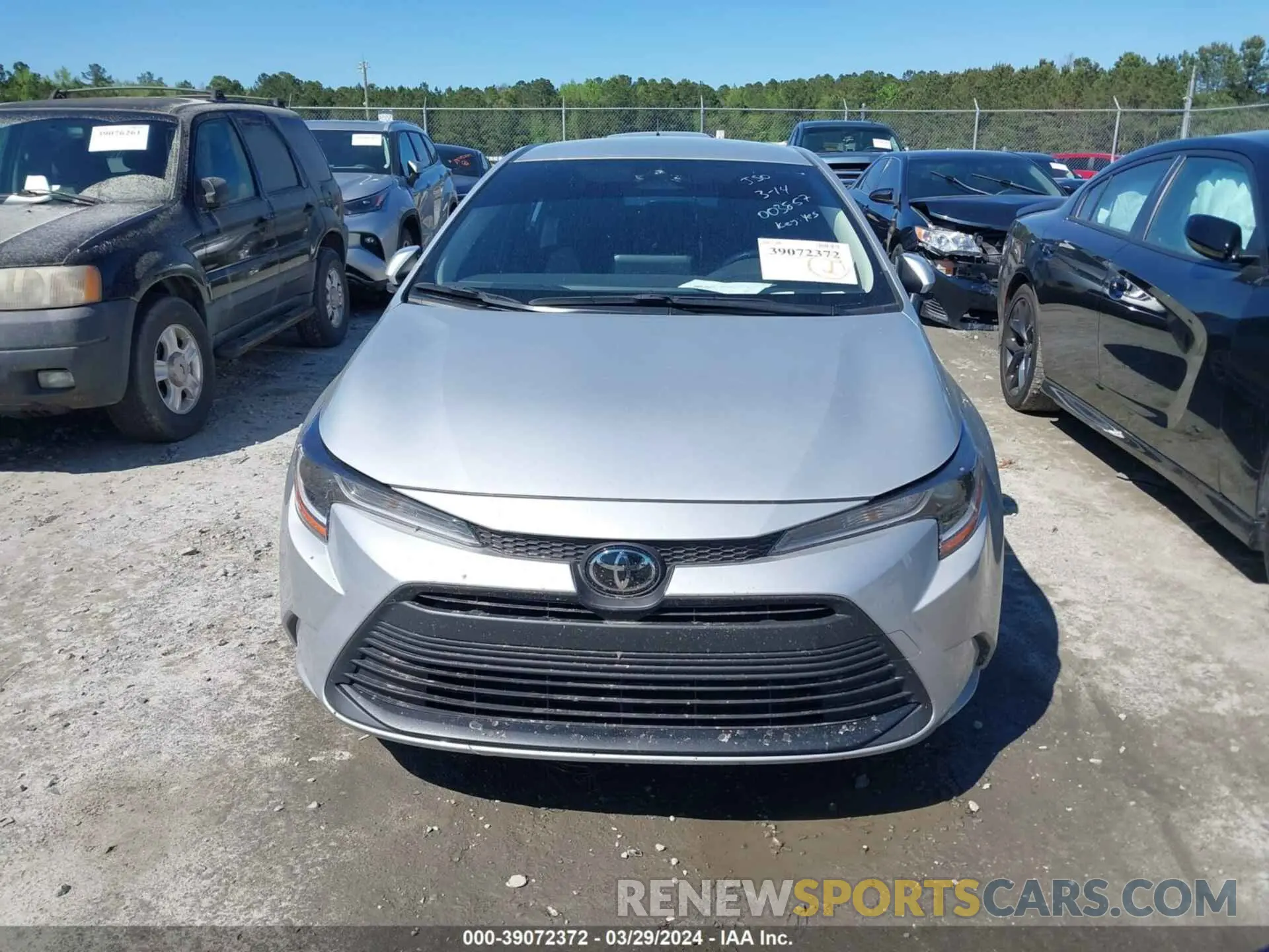 12 fotografías del automóvil dañado JTDB4MEE1PJ003857 TOYOTA COROLLA 2023