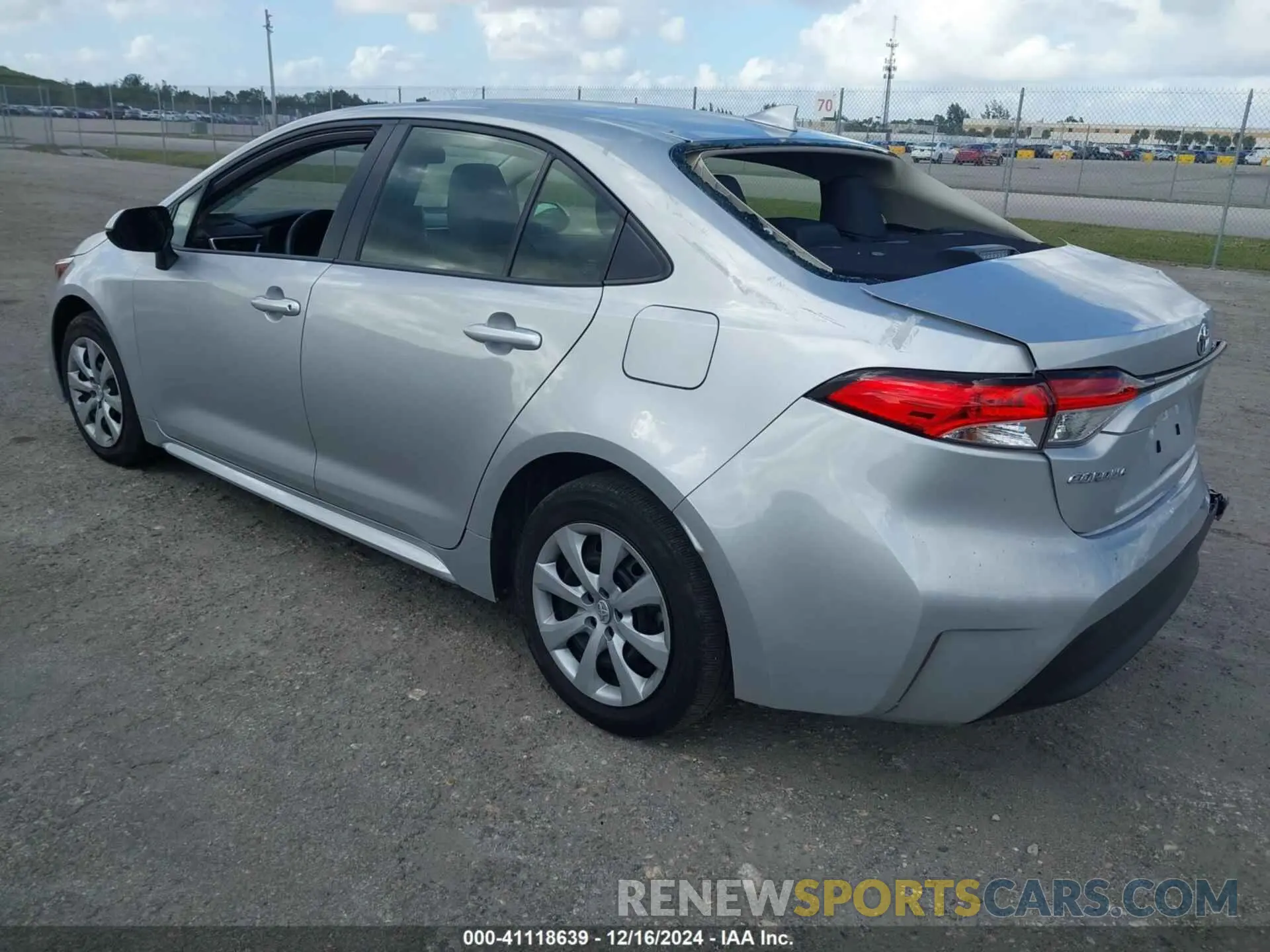3 fotografías del automóvil dañado JTDB4MEE2PJ003916 TOYOTA COROLLA 2023