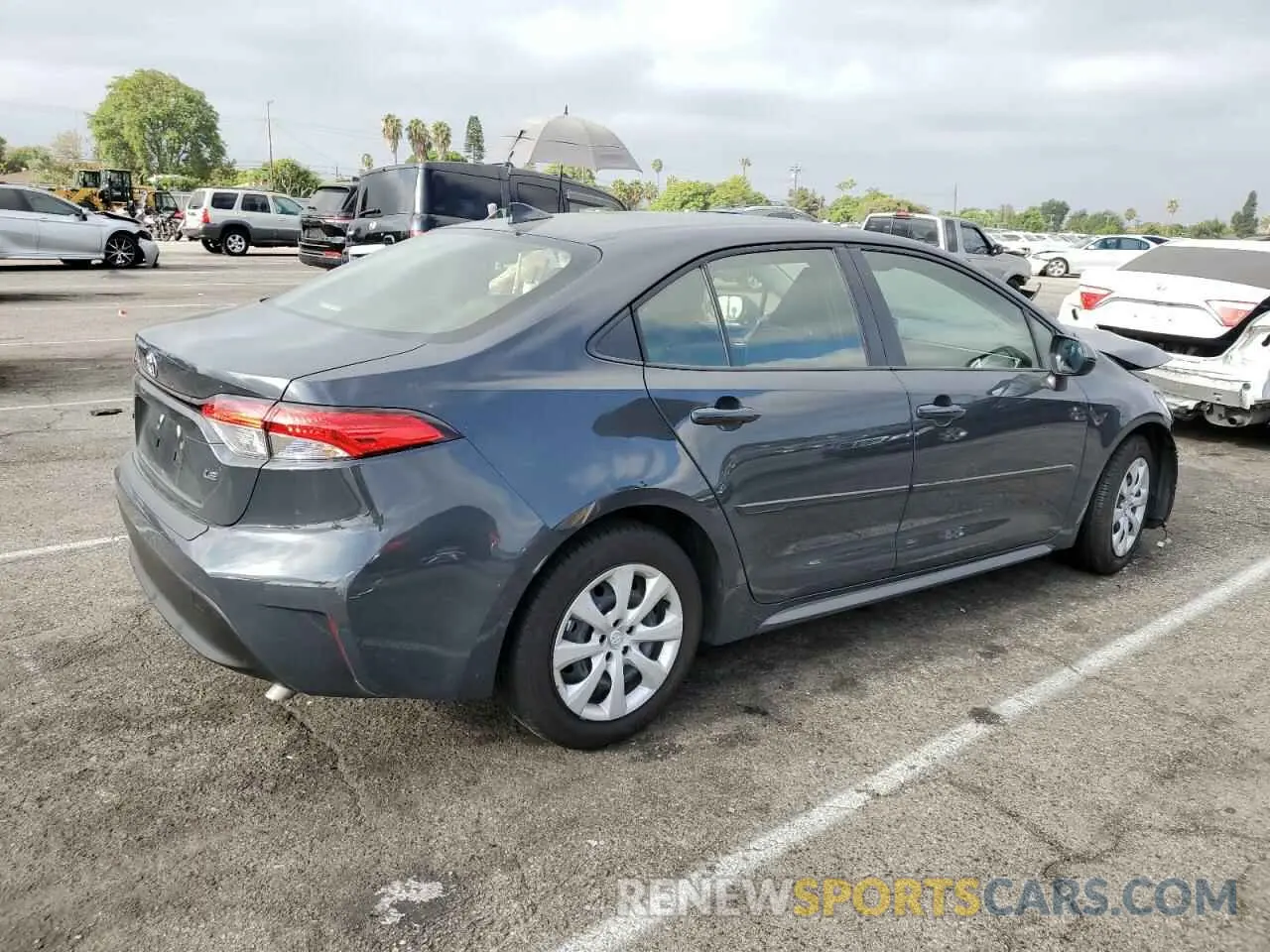 3 fotografías del automóvil dañado JTDB4MEE3P3010684 TOYOTA COROLLA 2023