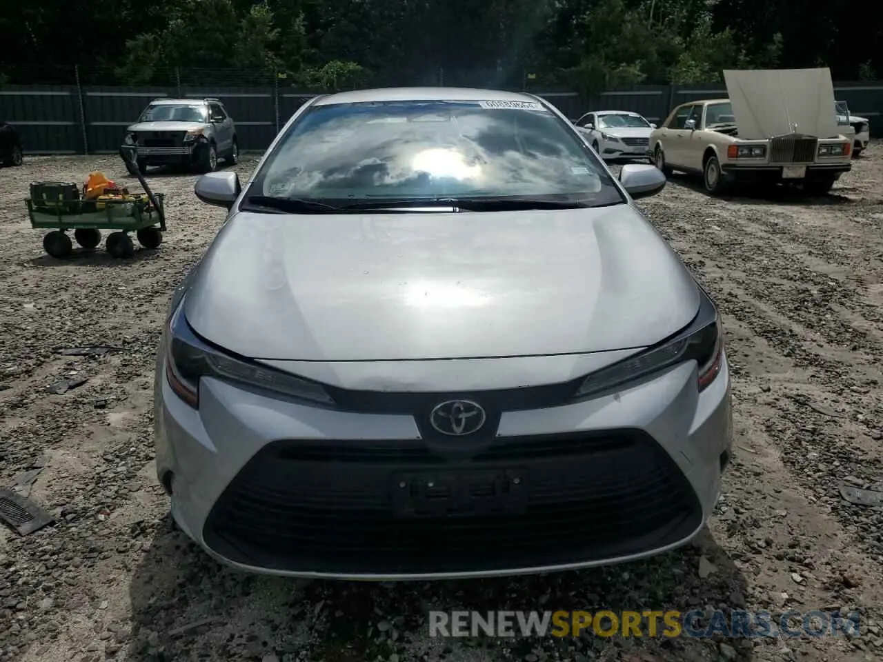 5 fotografías del automóvil dañado JTDB4MEE3P3011916 TOYOTA COROLLA 2023