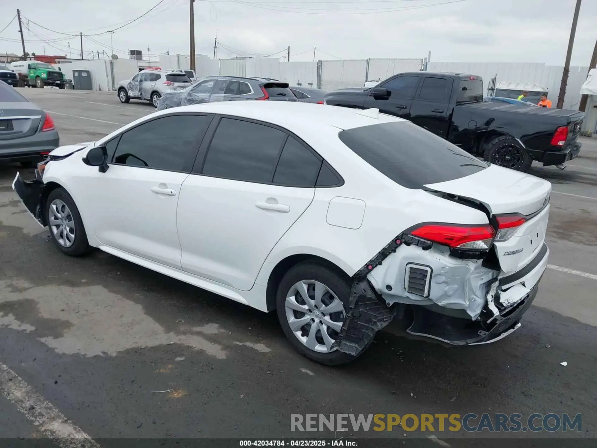 3 fotografías del automóvil dañado JTDB4MEE3PJ007764 TOYOTA COROLLA 2023