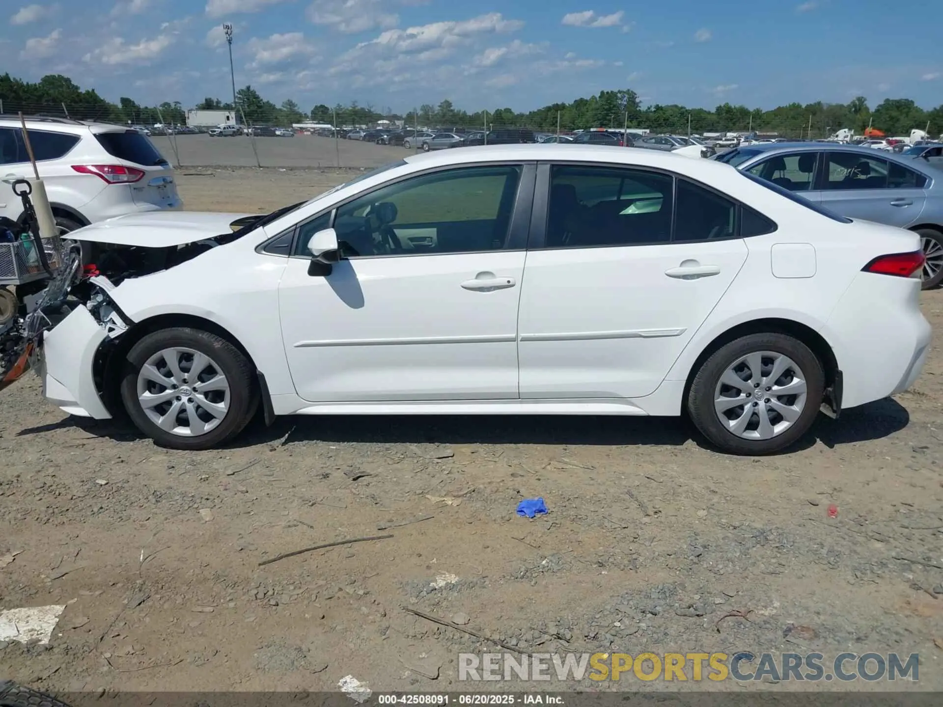 14 fotografías del automóvil dañado JTDB4MEE3PJ010261 TOYOTA COROLLA 2023